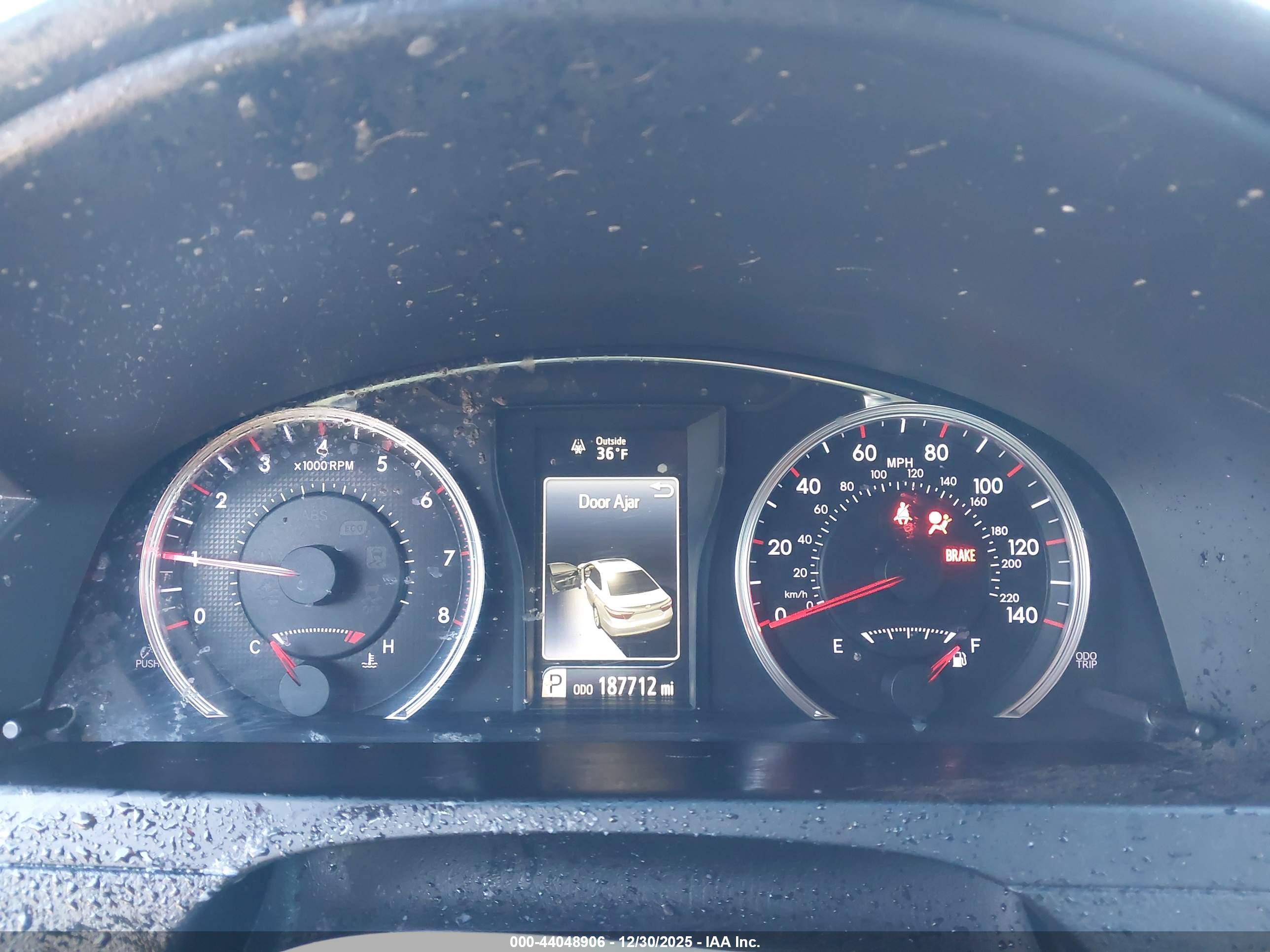 TOYOTA CAMRY image 7