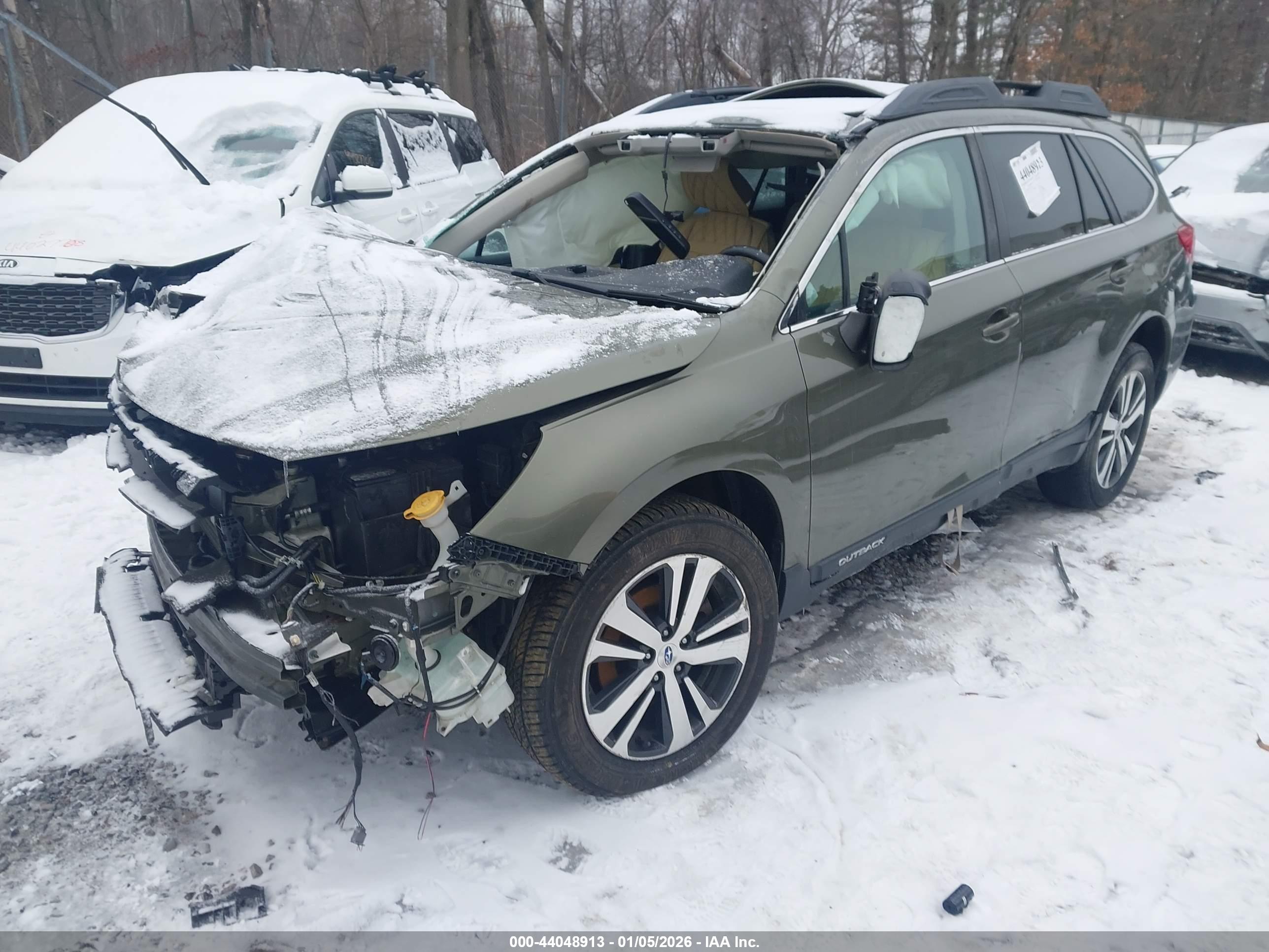SUBARU OUTBACK image 2