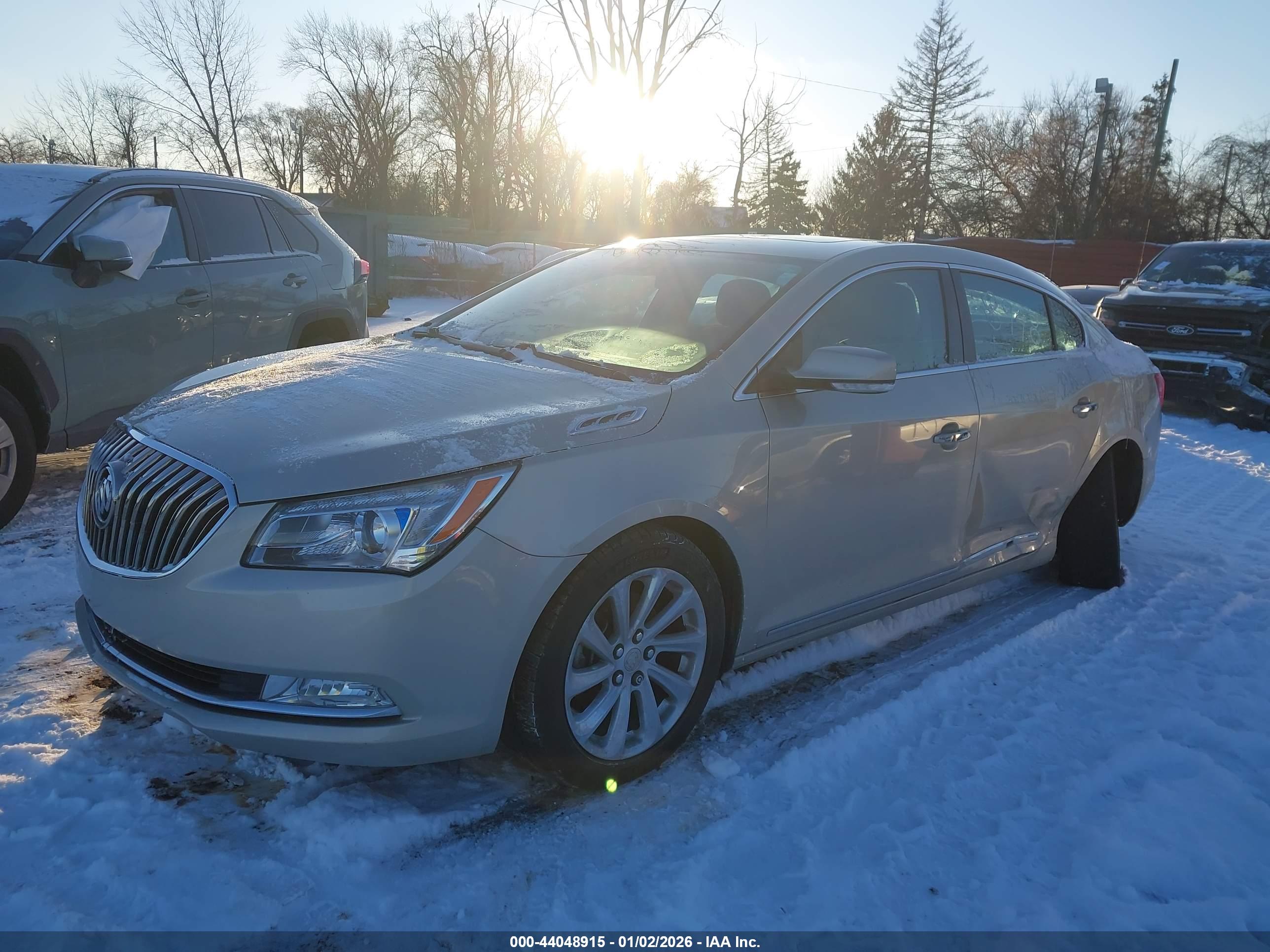 BUICK LACROSSE image 2