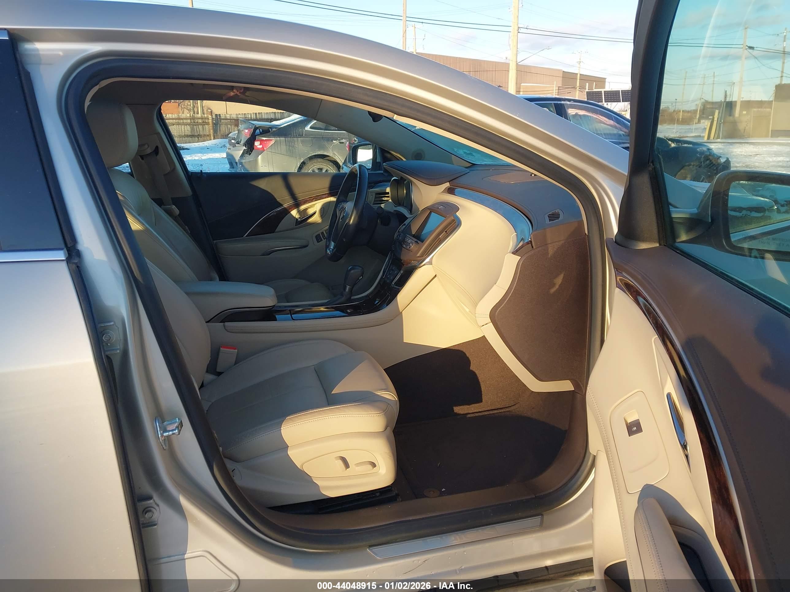 BUICK LACROSSE image 5