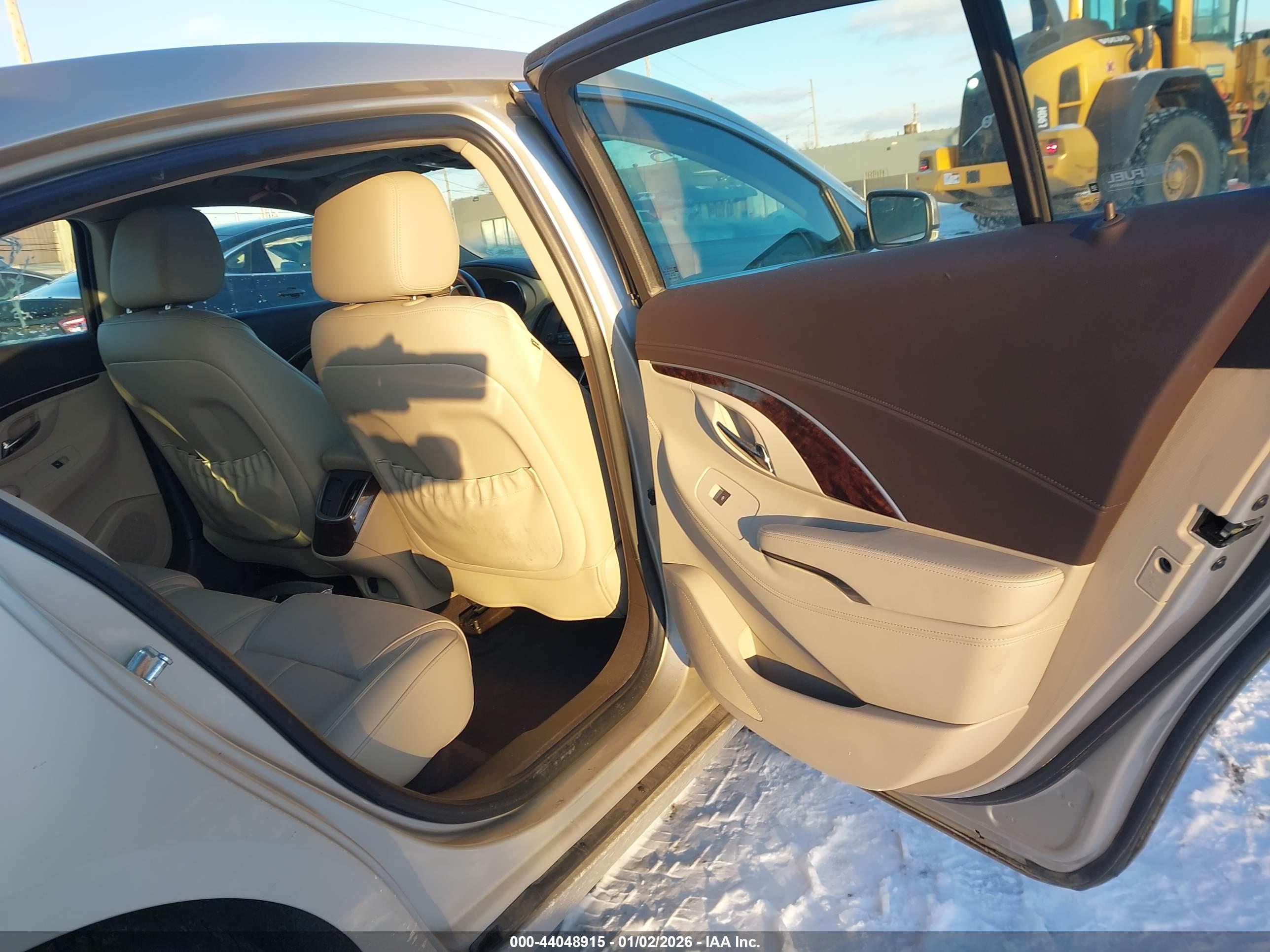 BUICK LACROSSE image 8