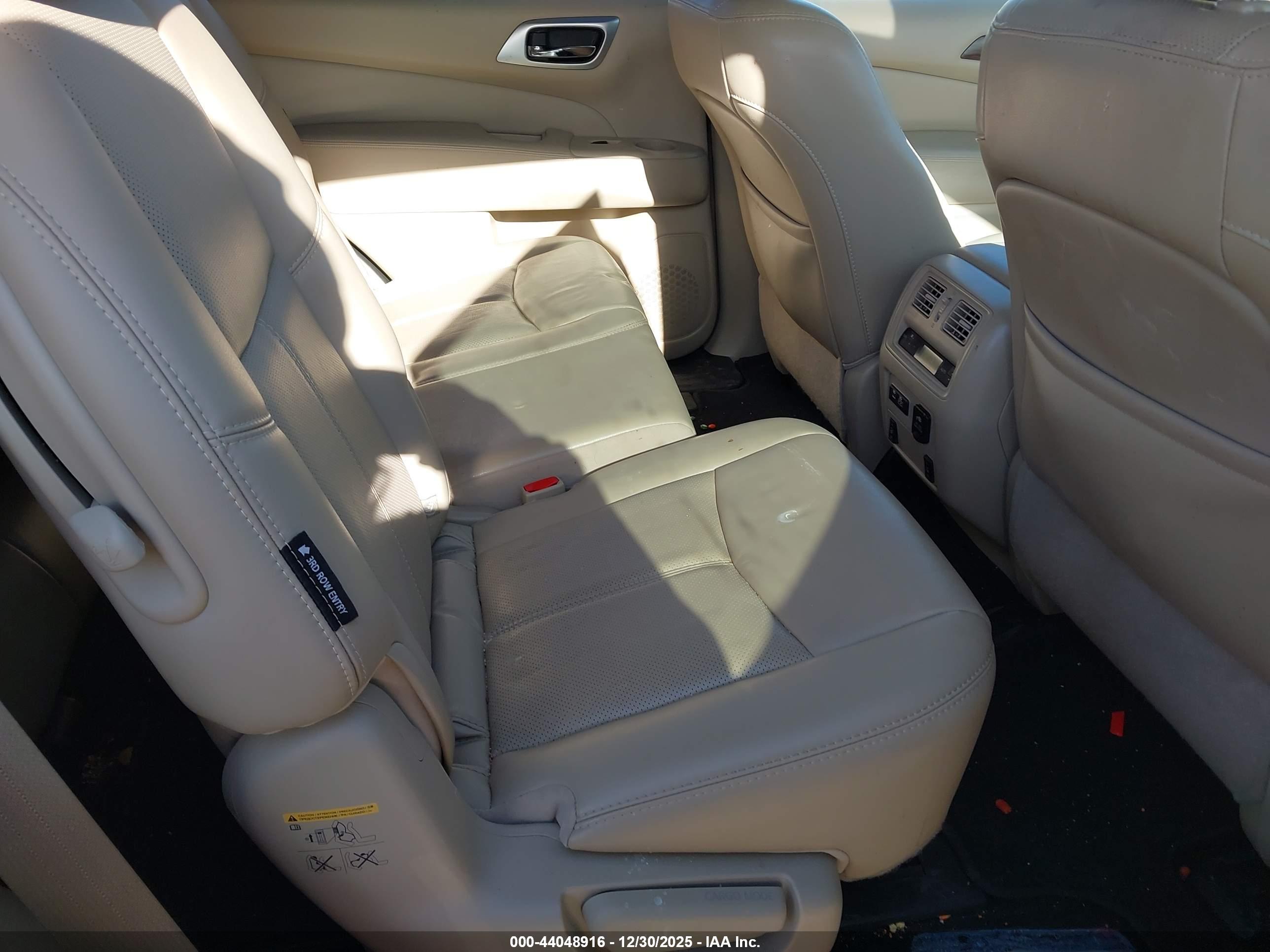NISSAN PATHFINDER image 8