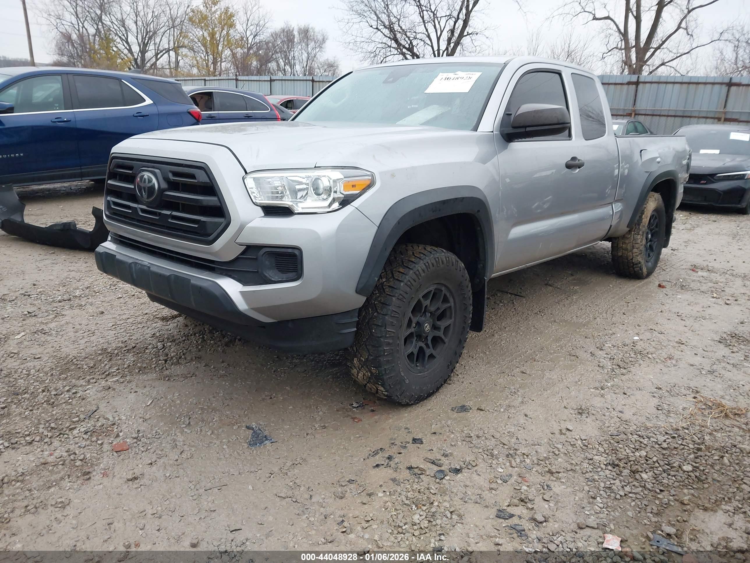 TOYOTA TACOMA image 2