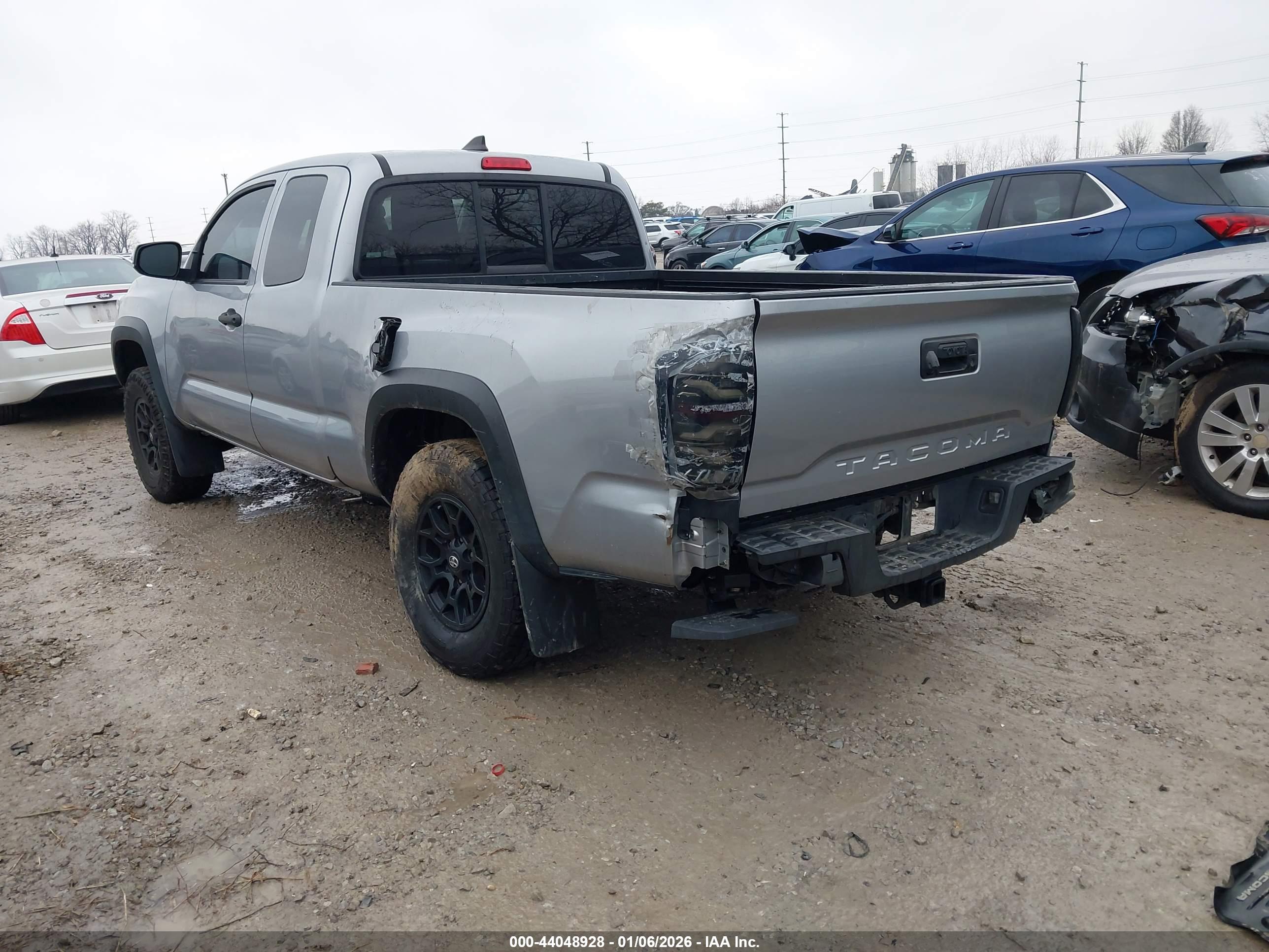 TOYOTA TACOMA image 3