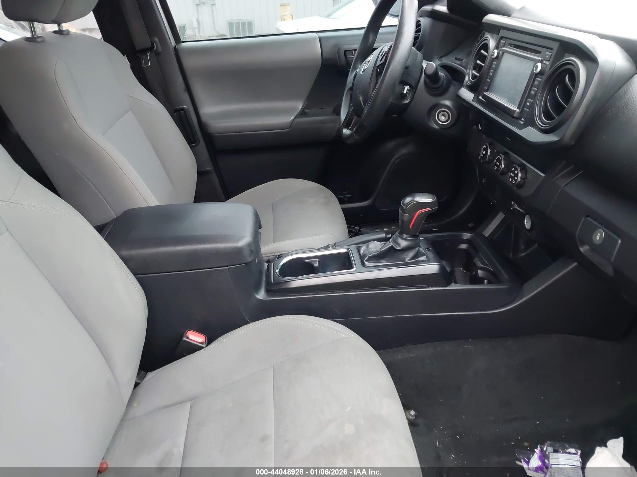 TOYOTA TACOMA image 5