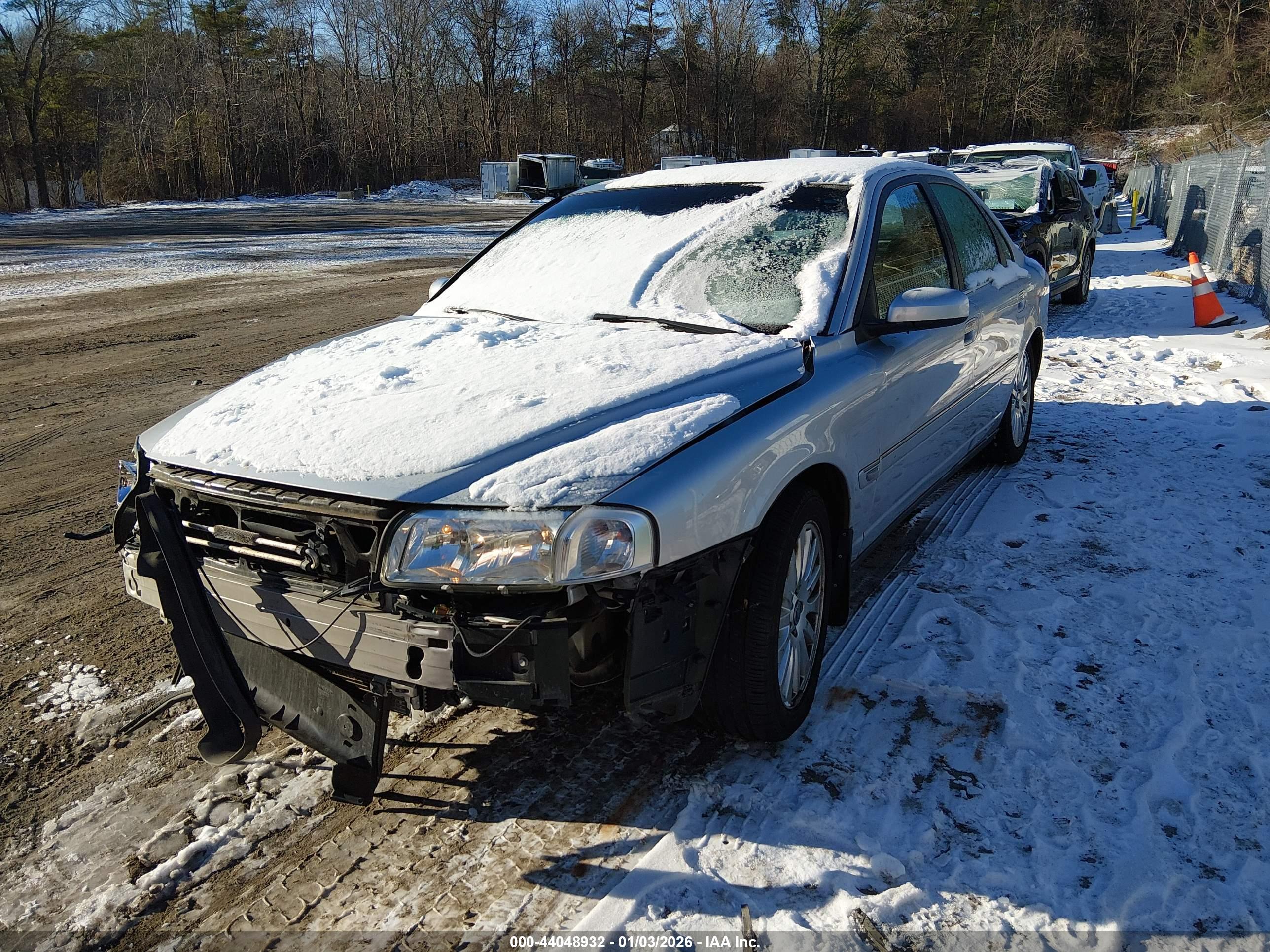 VOLVO S80 image 2