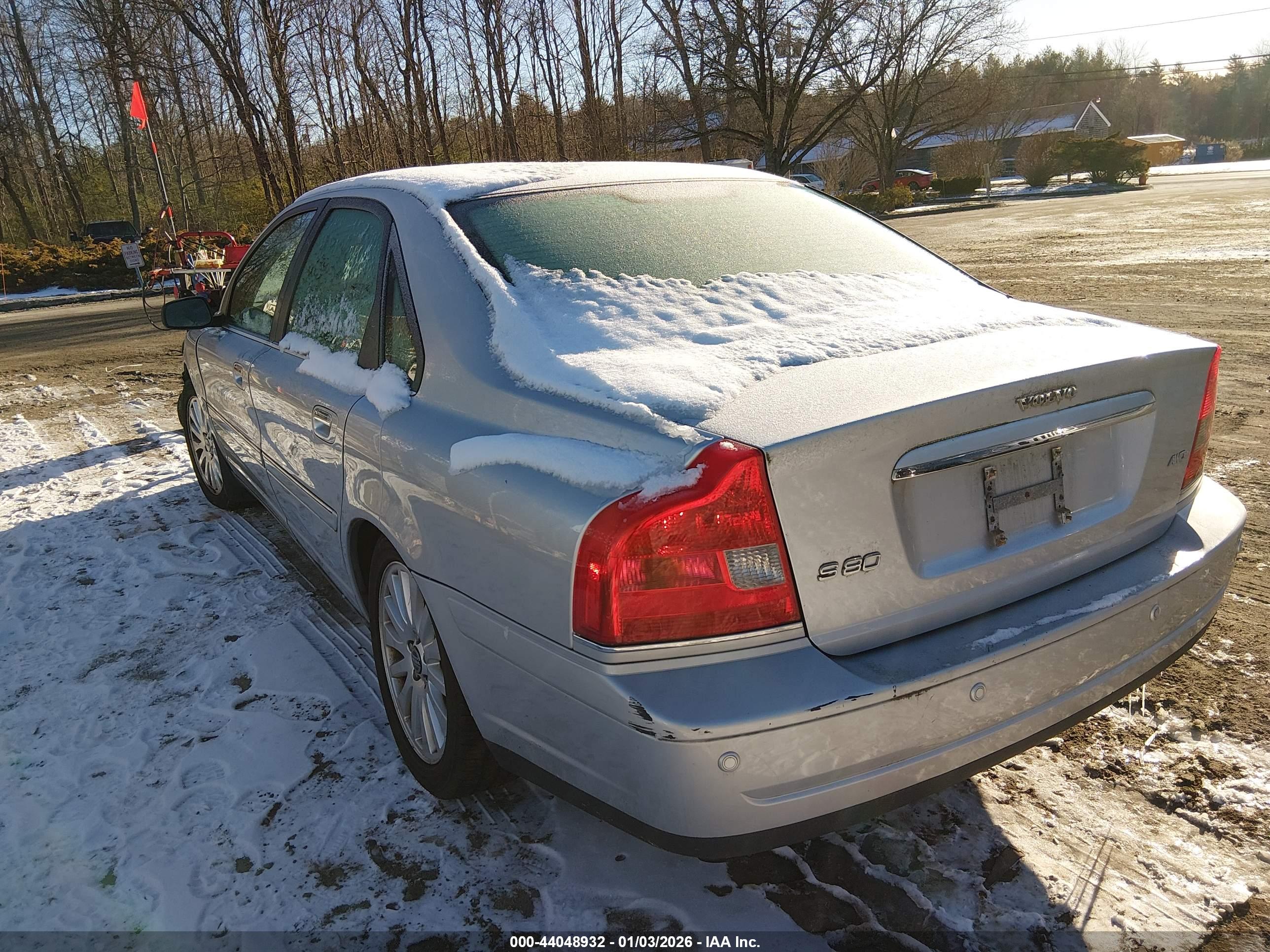 VOLVO S80 image 3