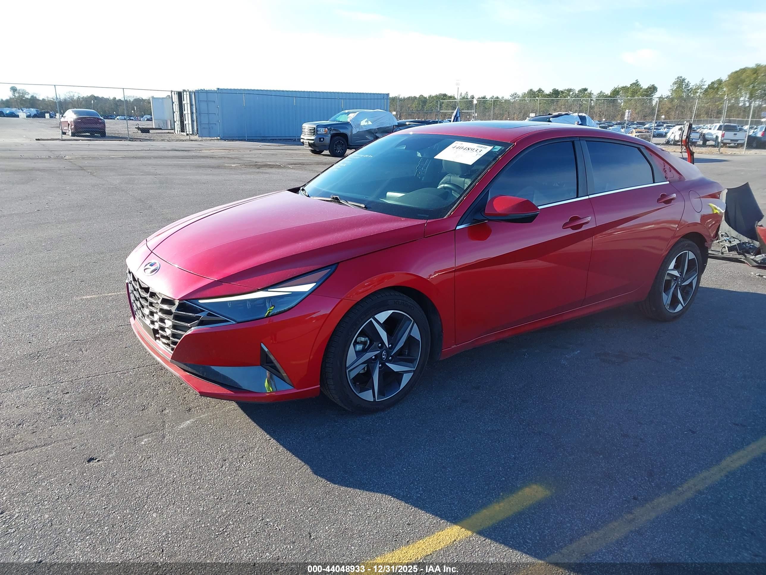 HYUNDAI ELANTRA image 2