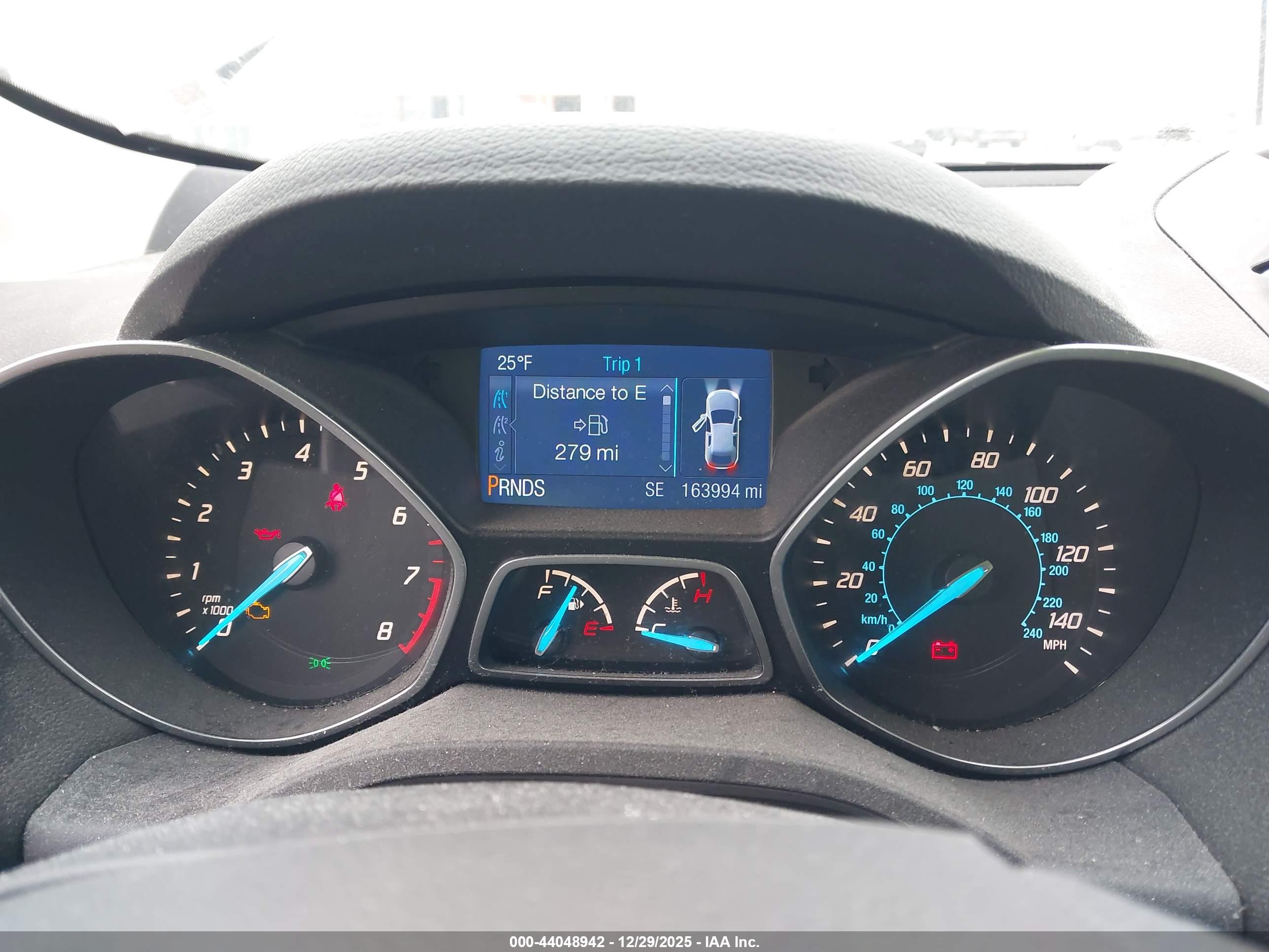 FORD ESCAPE image 7