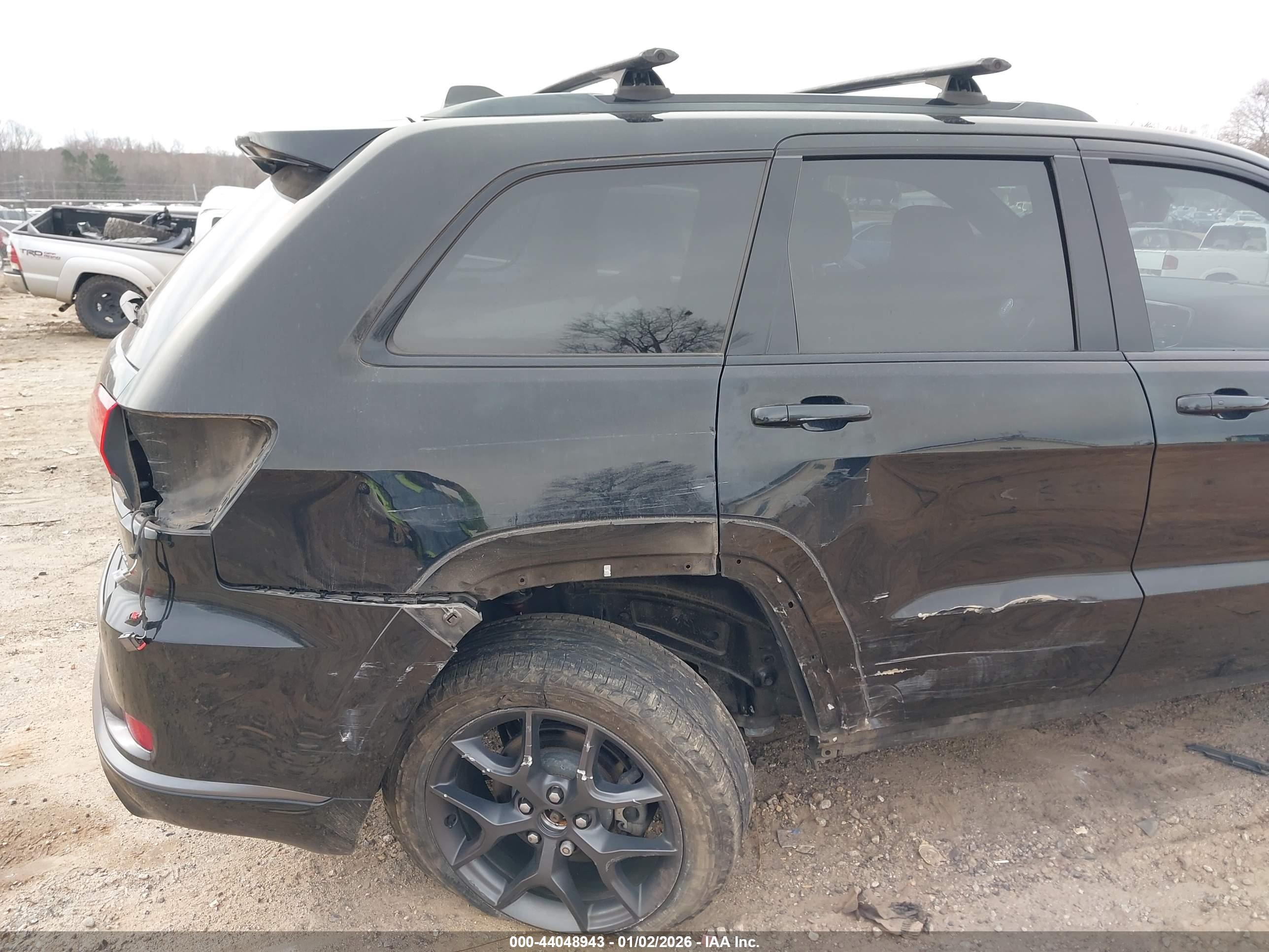 JEEP GRAND image 6