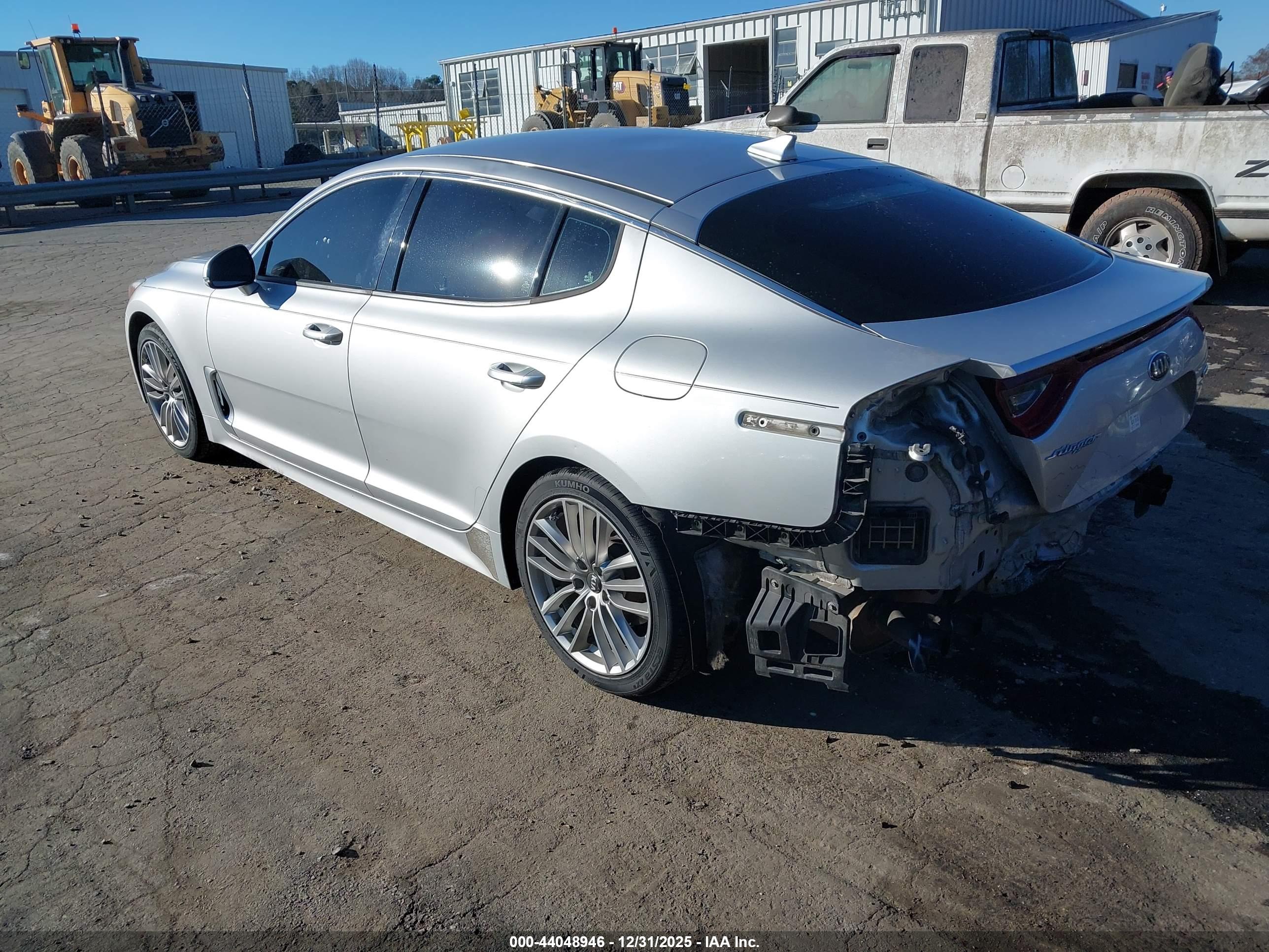 KIA STINGER image 3