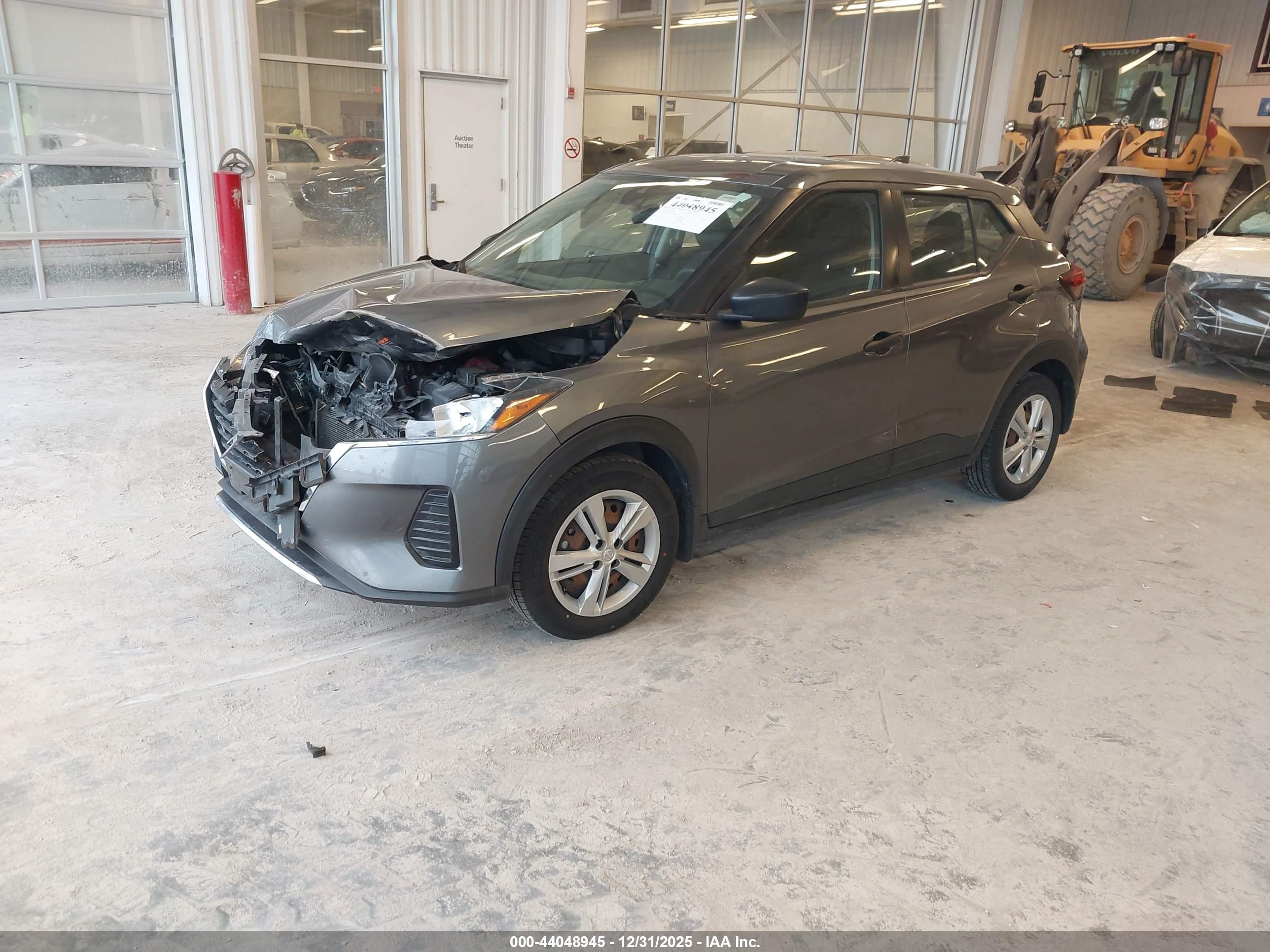 NISSAN KICKS image 2
