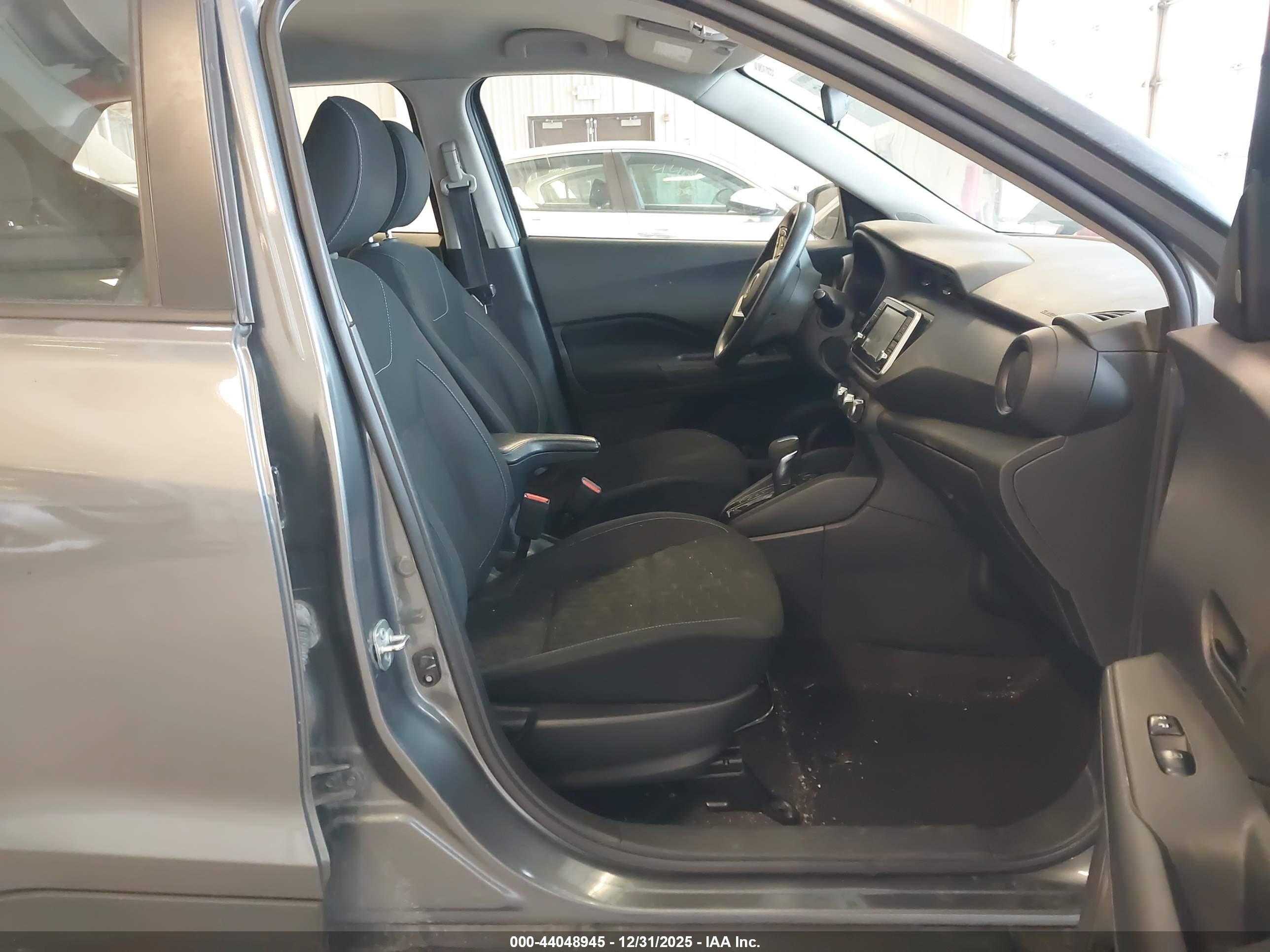 NISSAN KICKS image 5