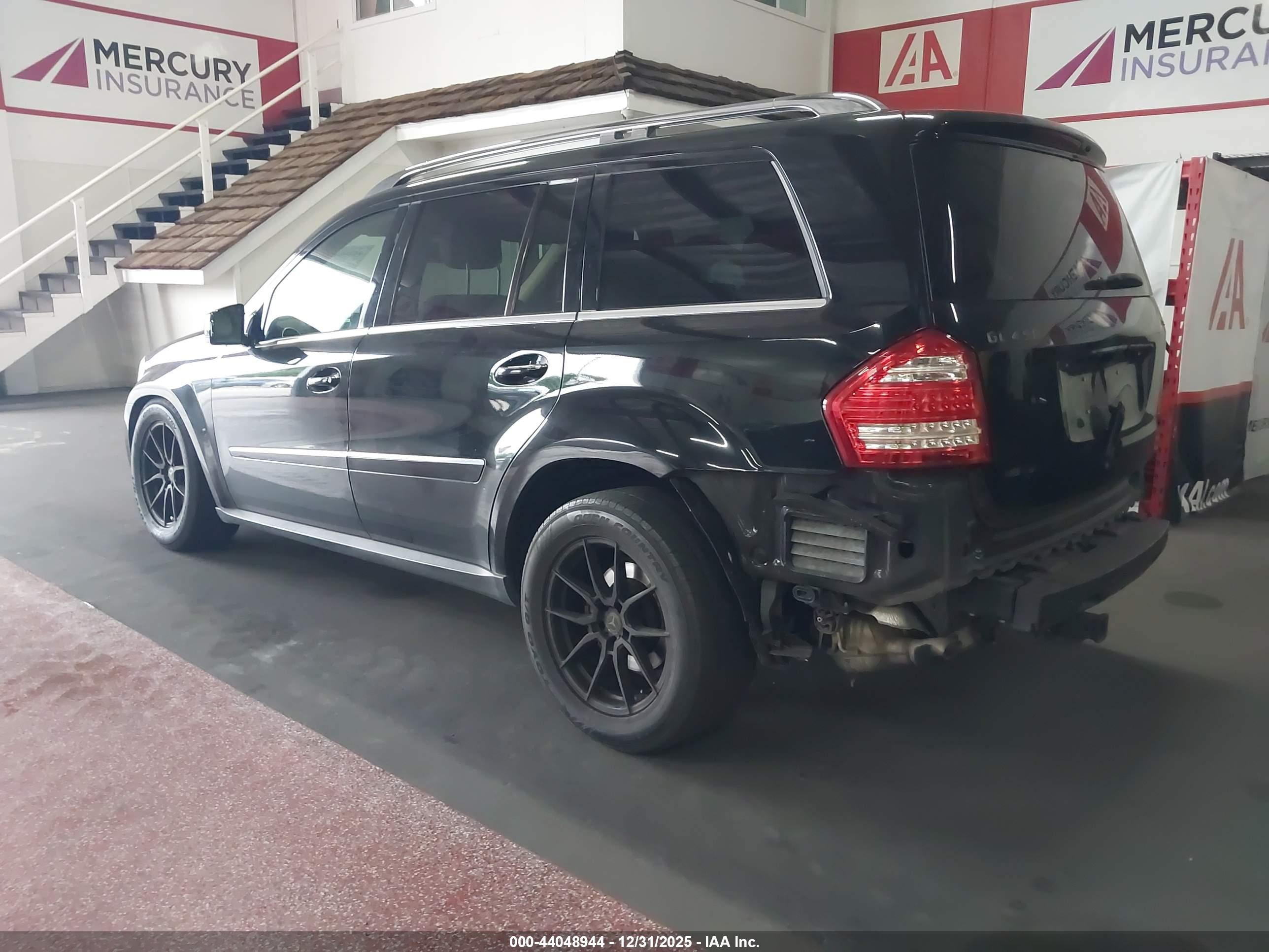 MERCEDES-BENZ GL image 3
