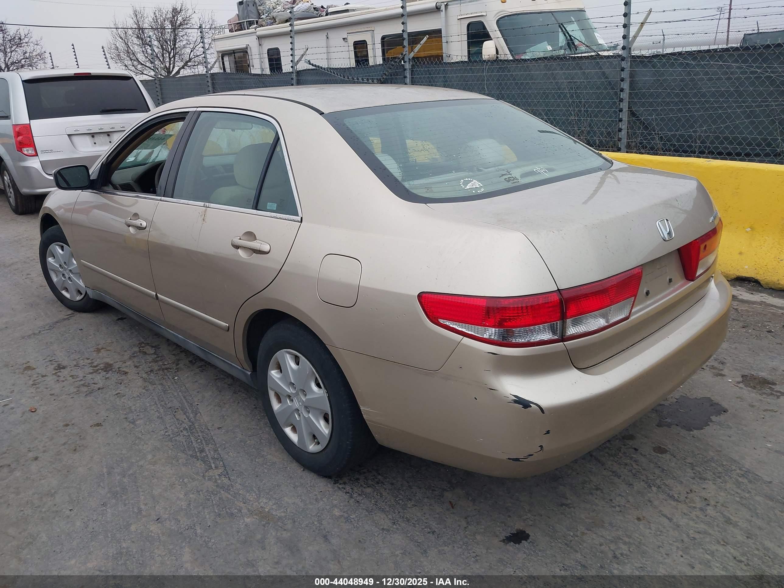 HONDA ACCORD image 3