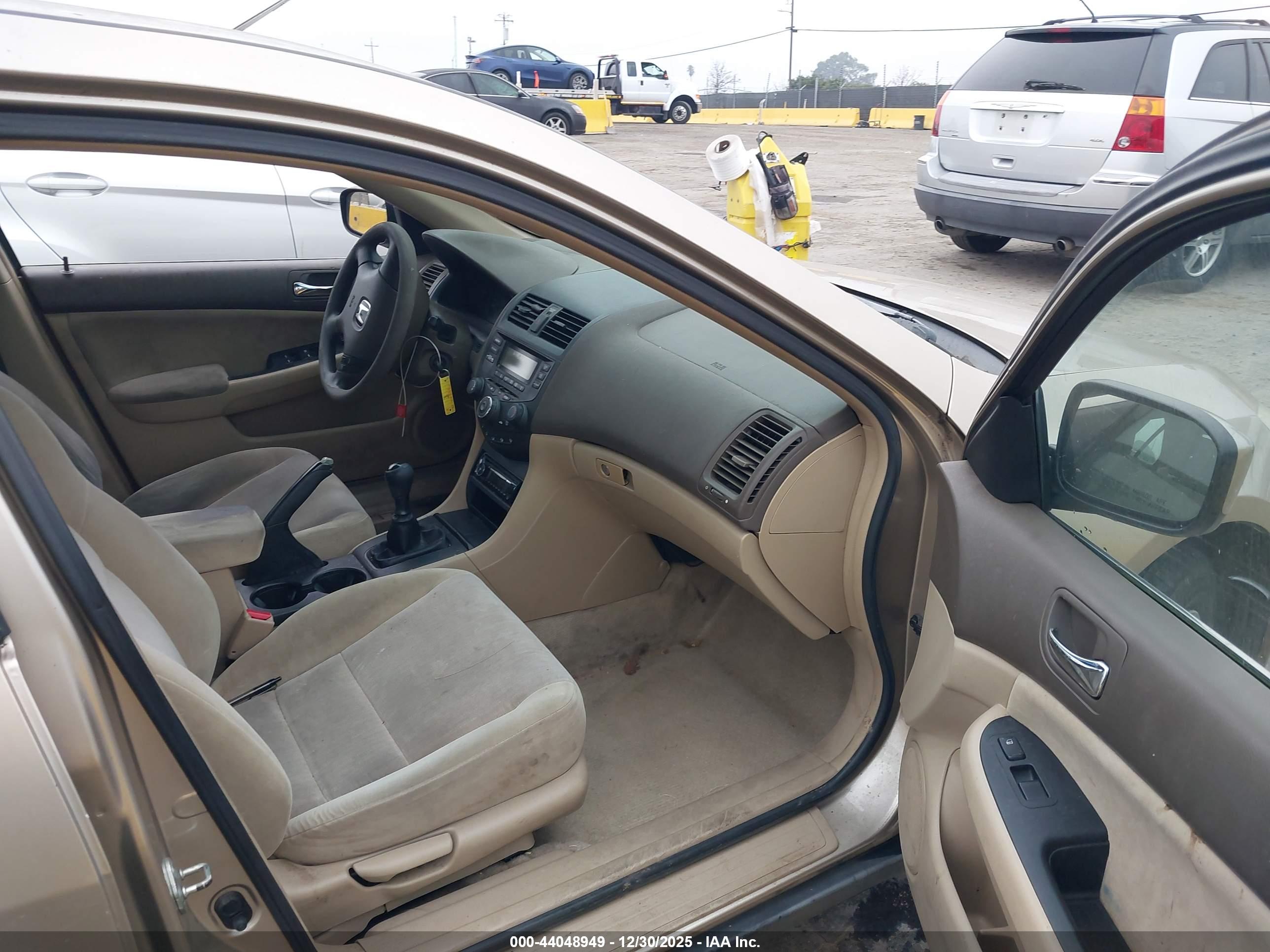 HONDA ACCORD image 5