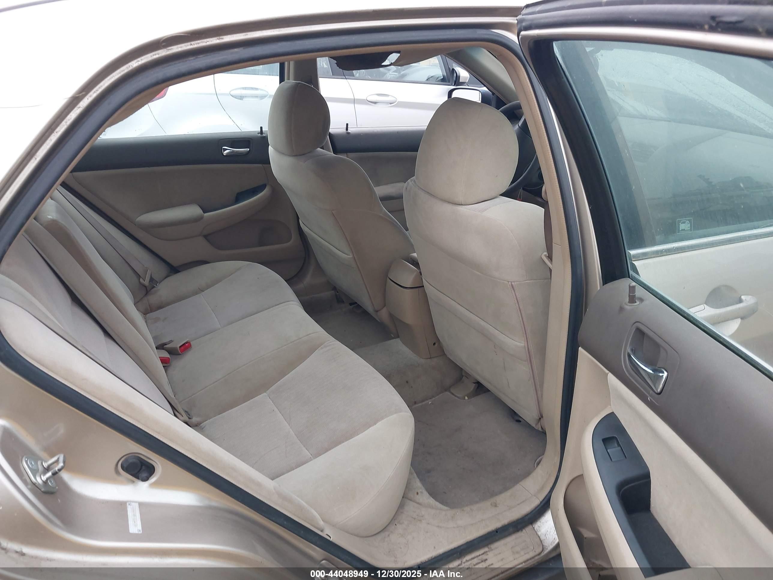 HONDA ACCORD image 8