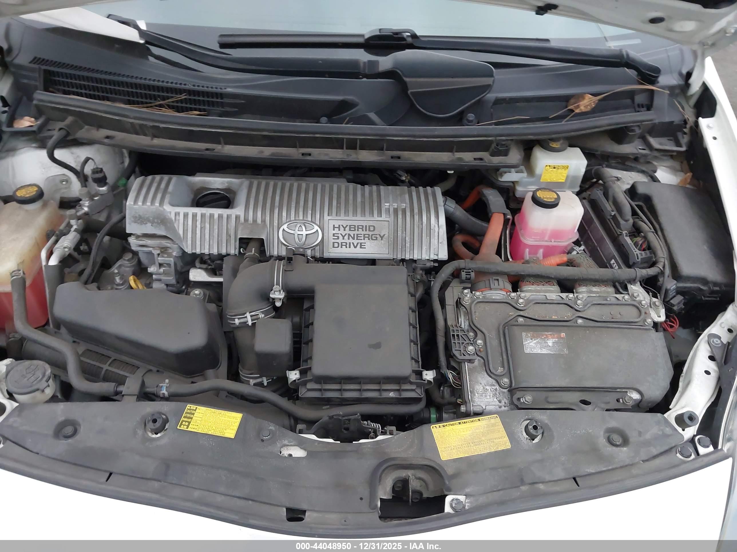 TOYOTA PRIUS image 10