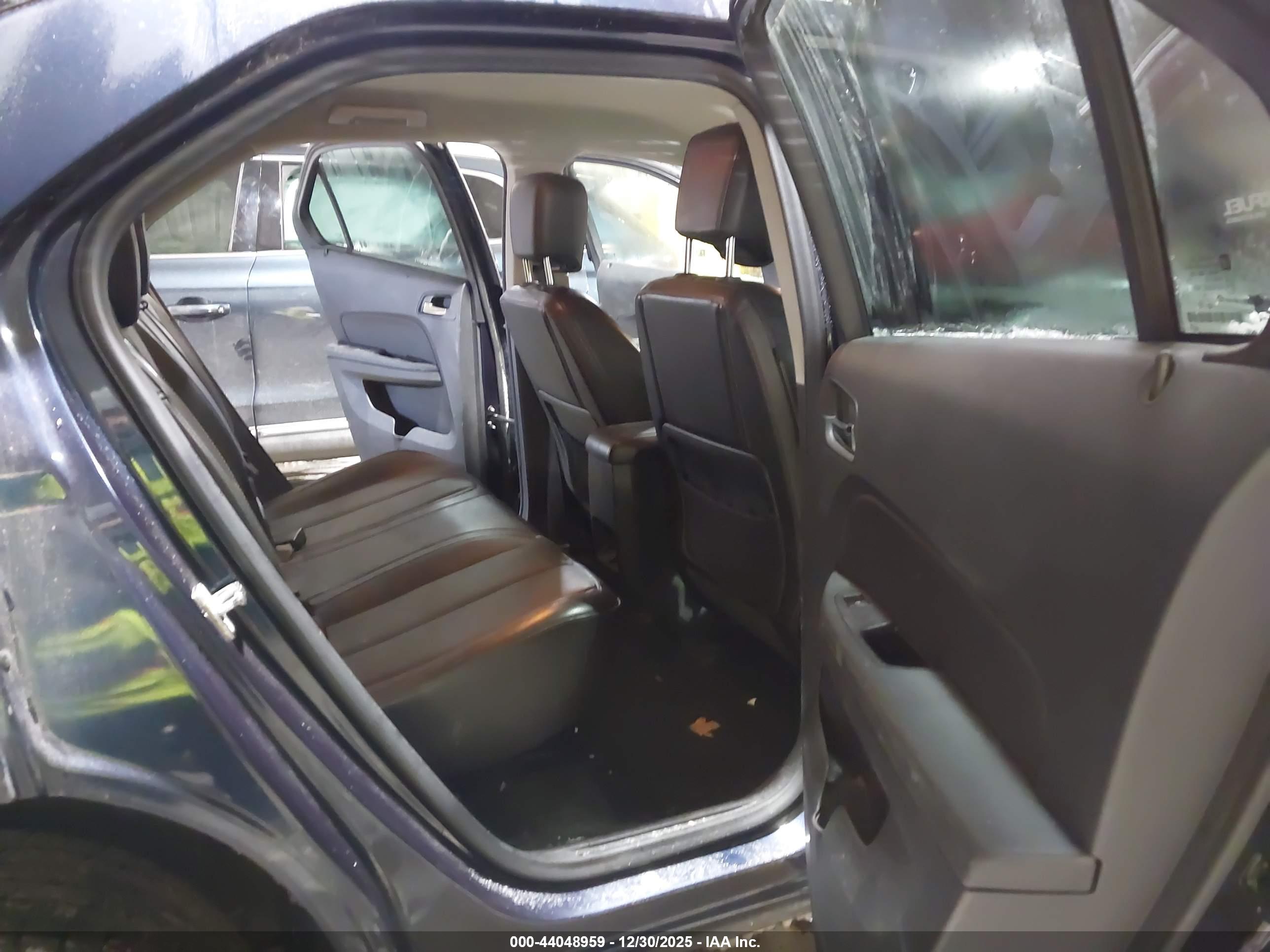 CHEVROLET EQUINOX image 8