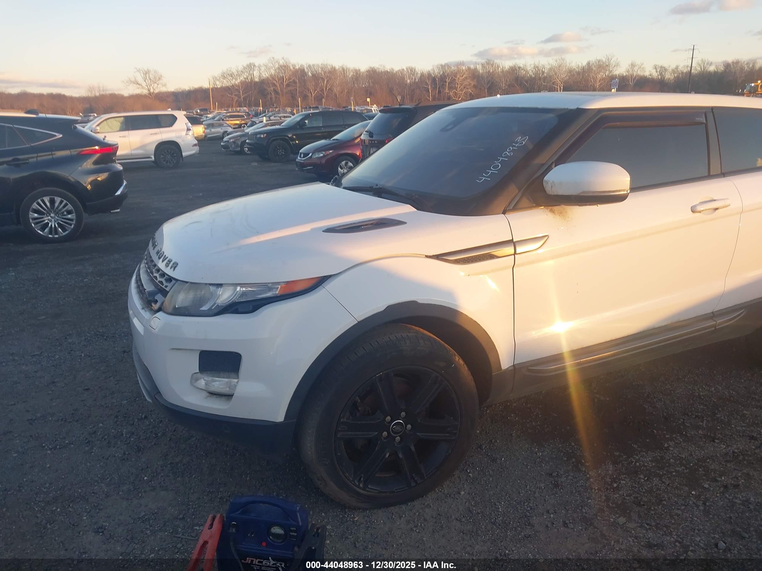 LAND ROVER image 6