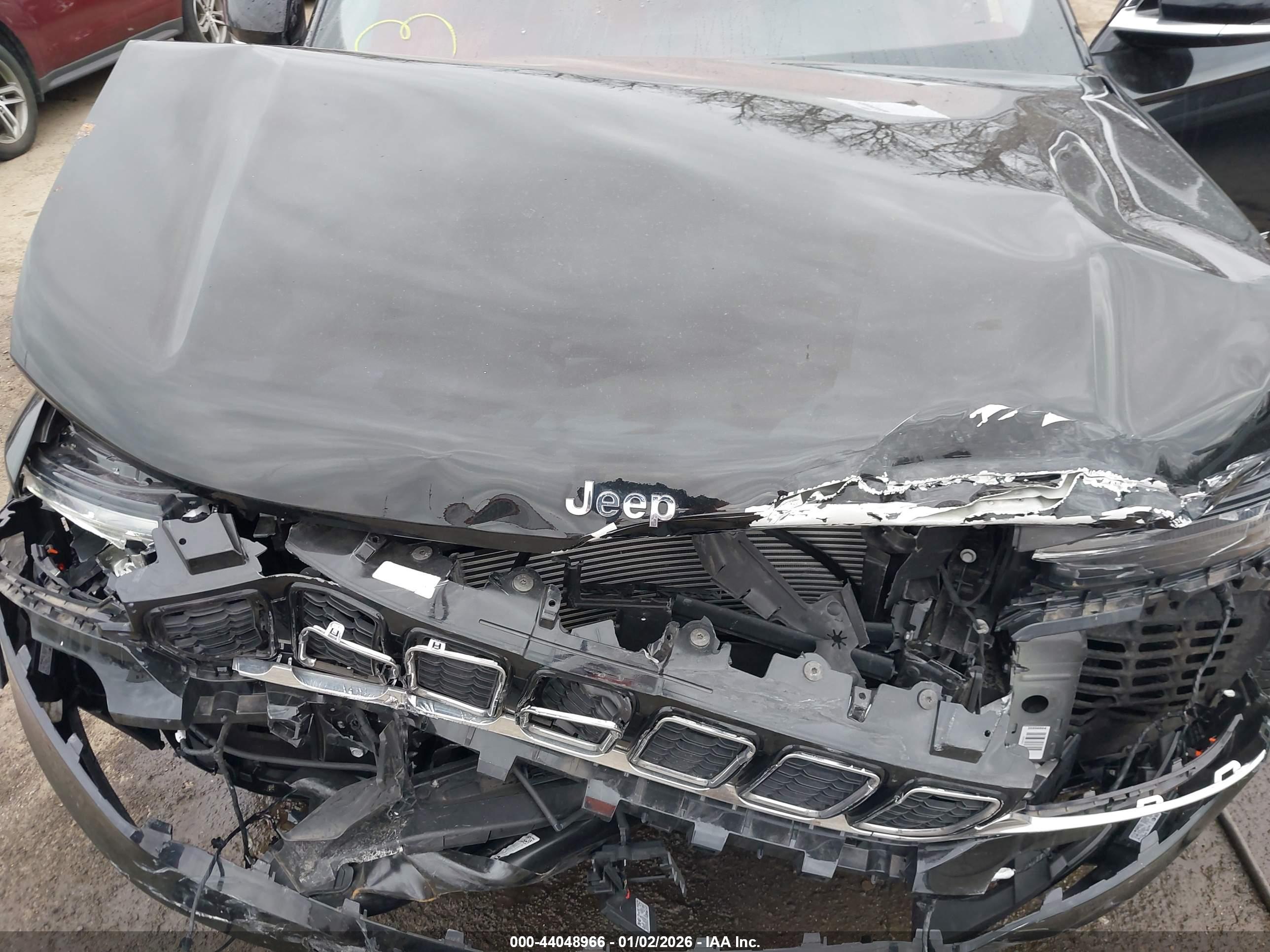 JEEP GRAND image 10