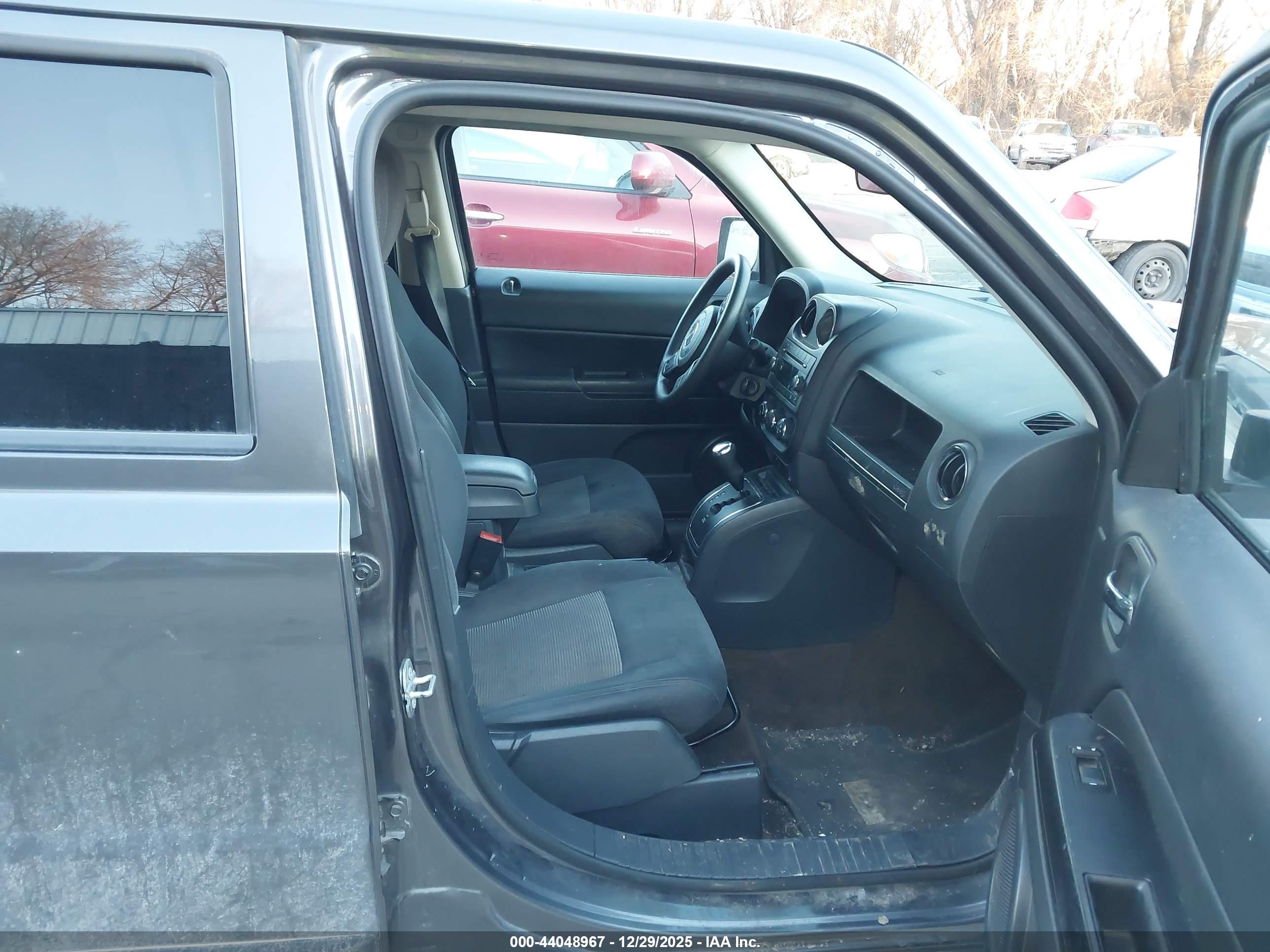 JEEP PATRIOT image 5