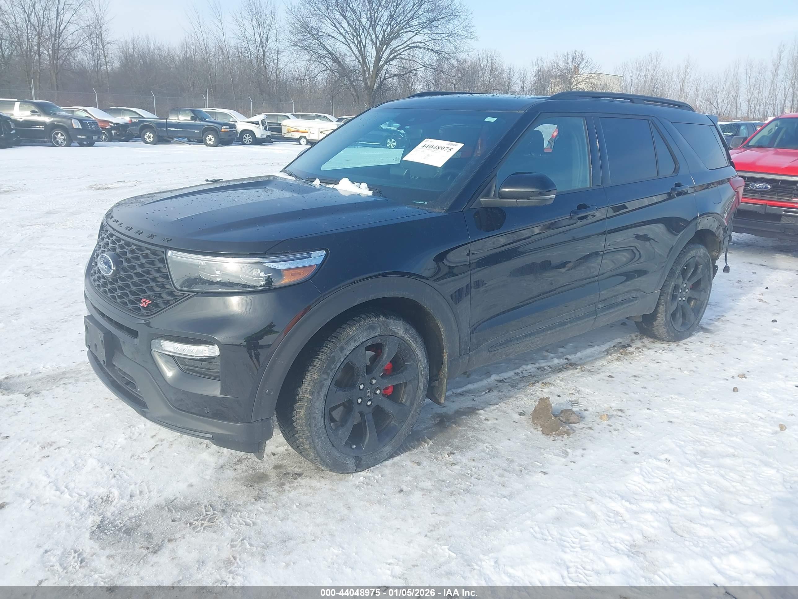 FORD EXPLORER image 2