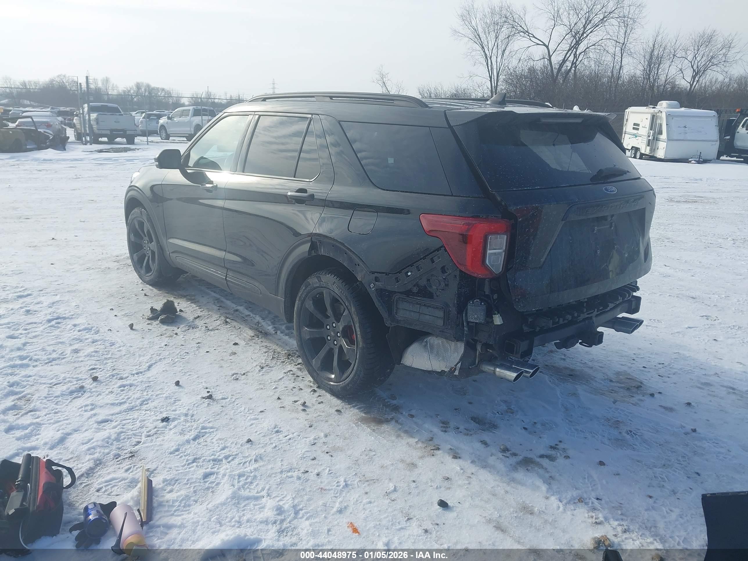 FORD EXPLORER image 3