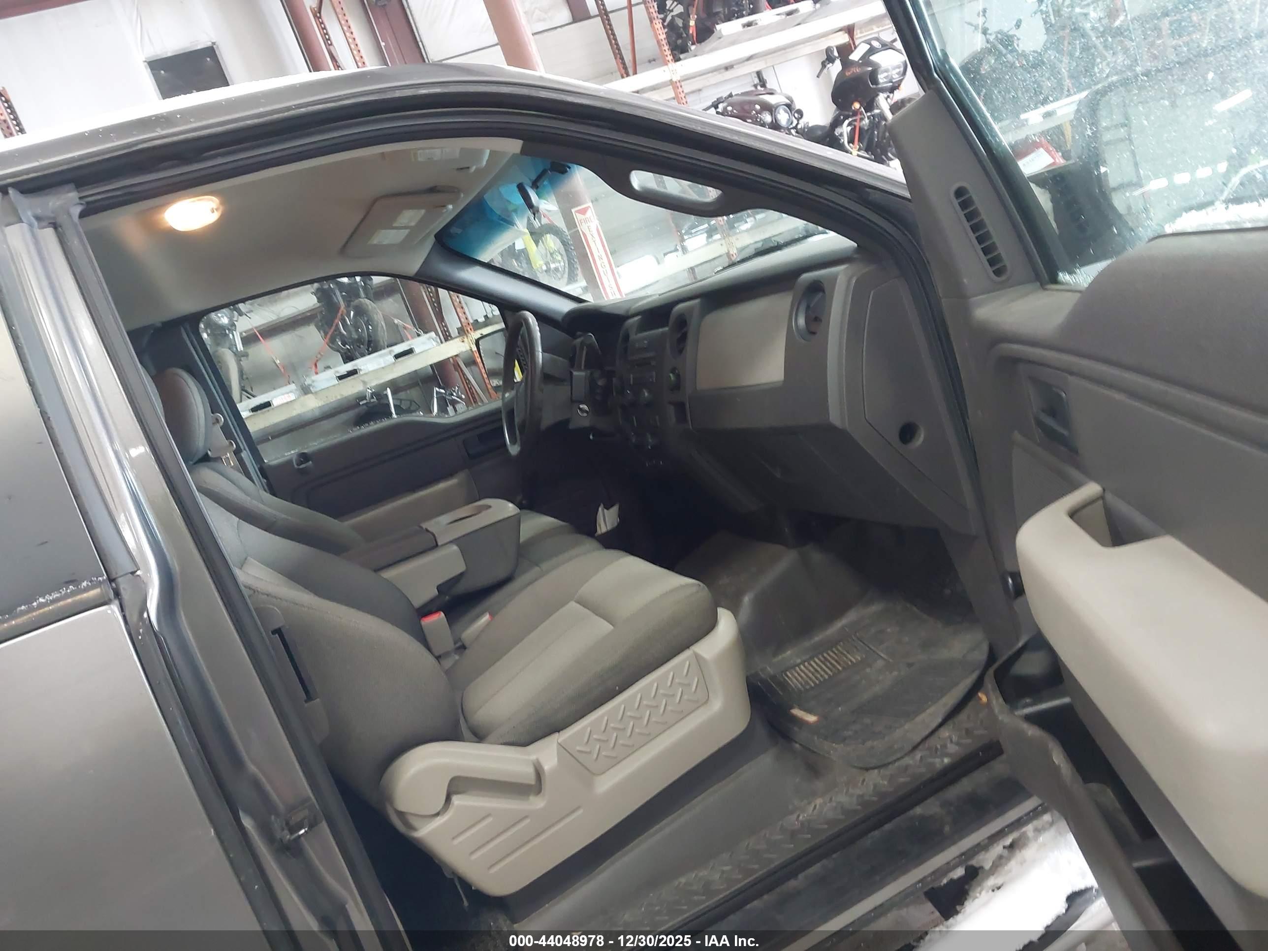 FORD F-150 image 5