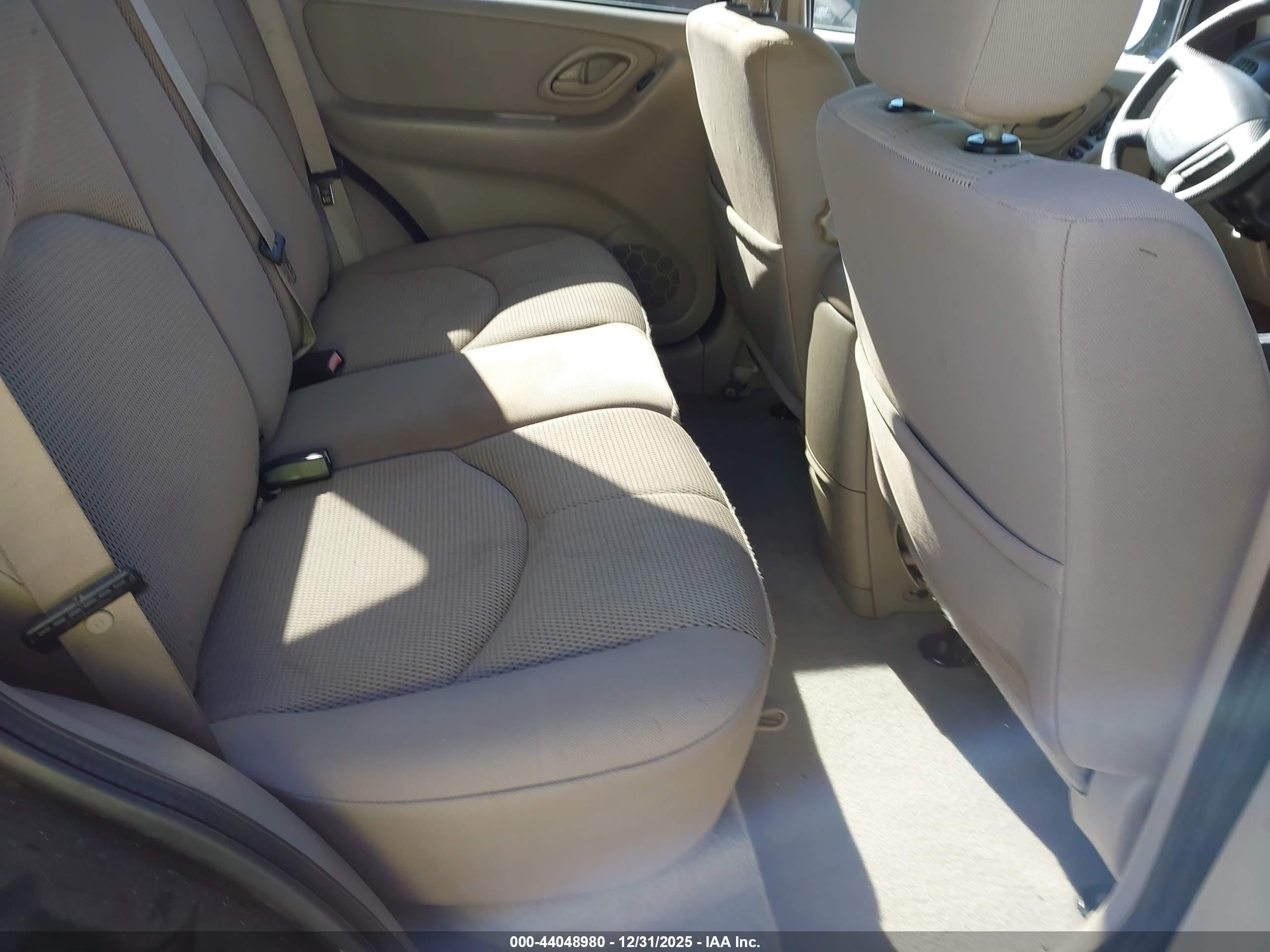 MAZDA TRIBUTE image 8