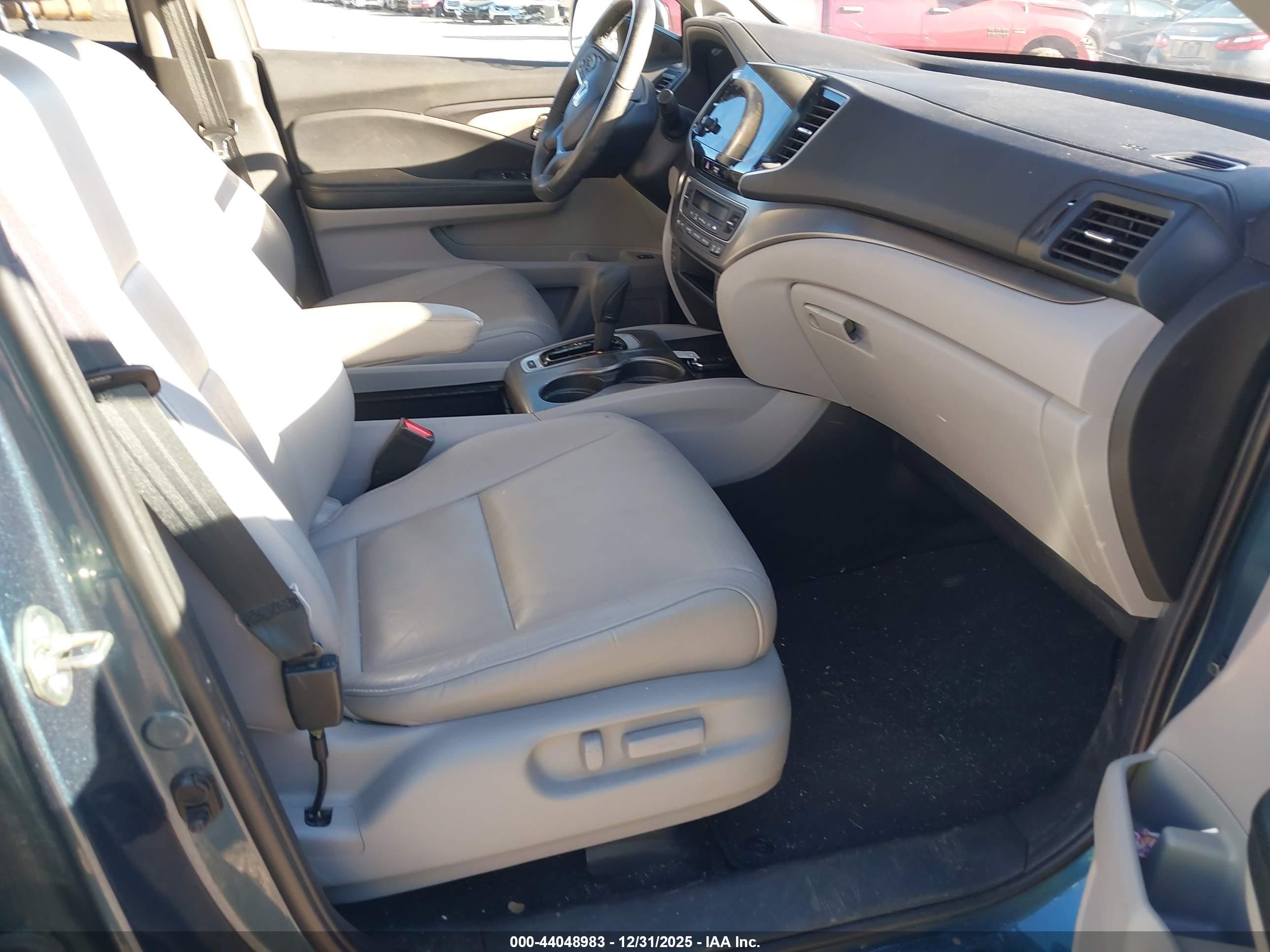HONDA PILOT image 5