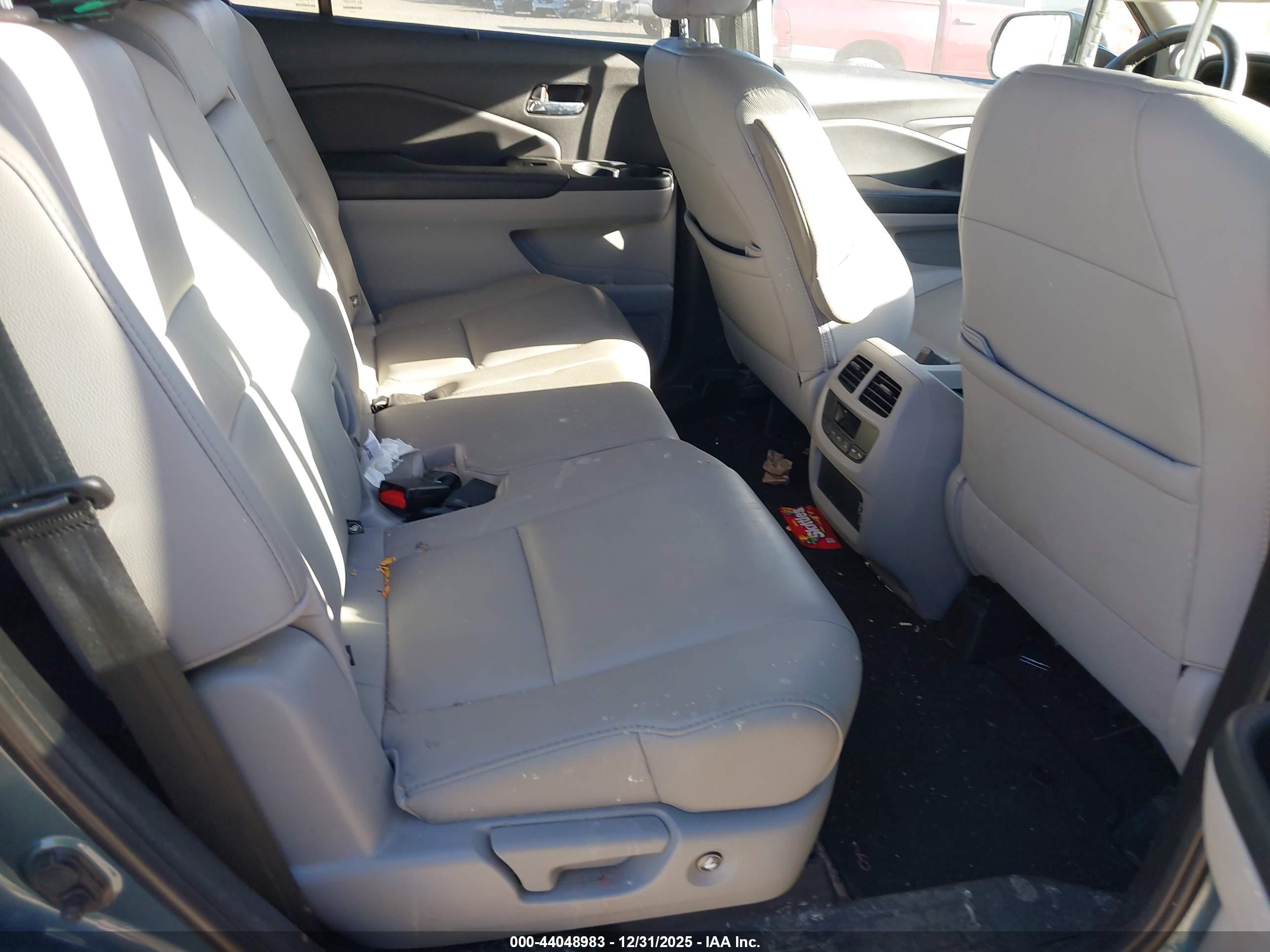 HONDA PILOT image 8