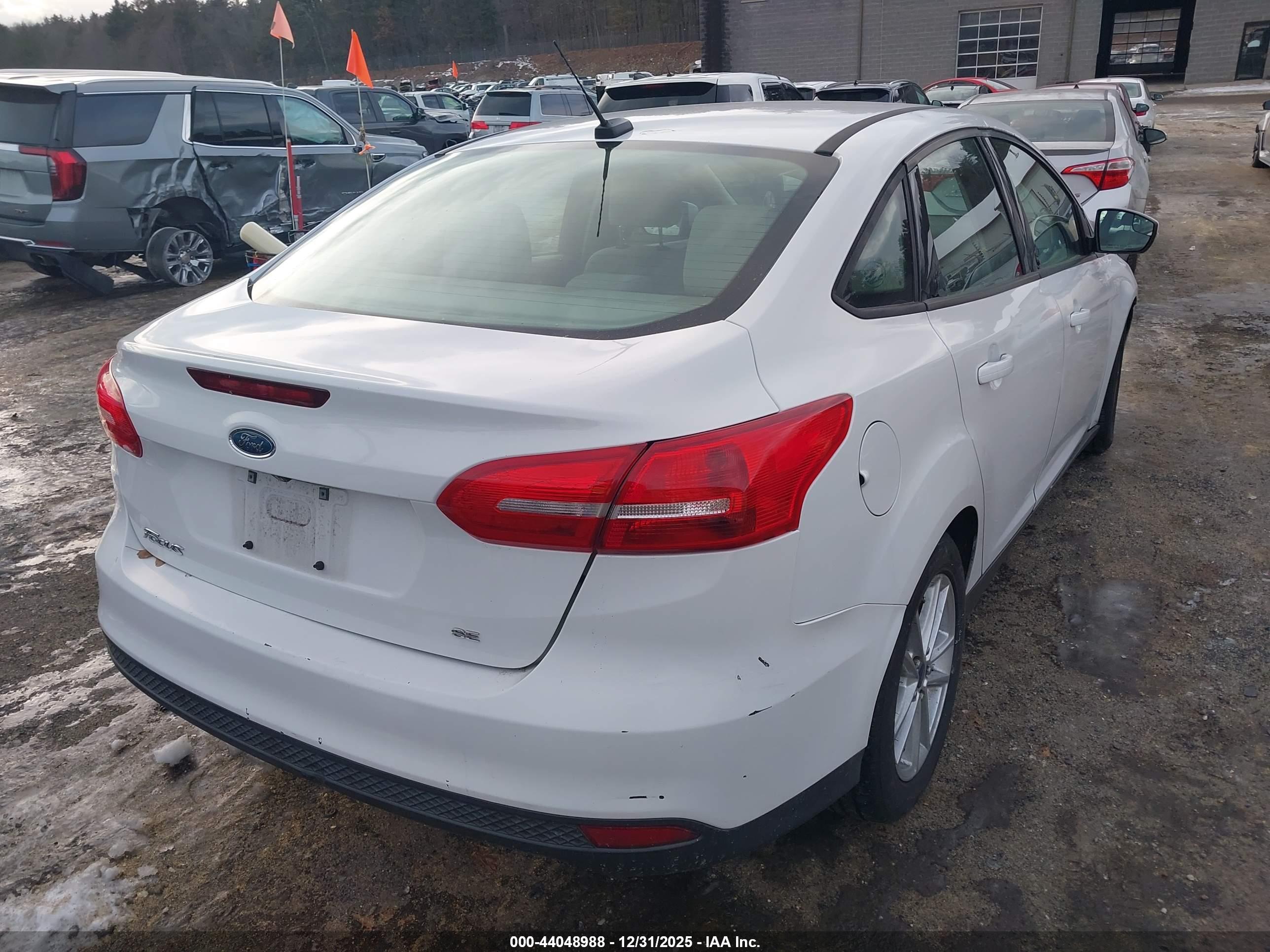 FORD FOCUS image 4
