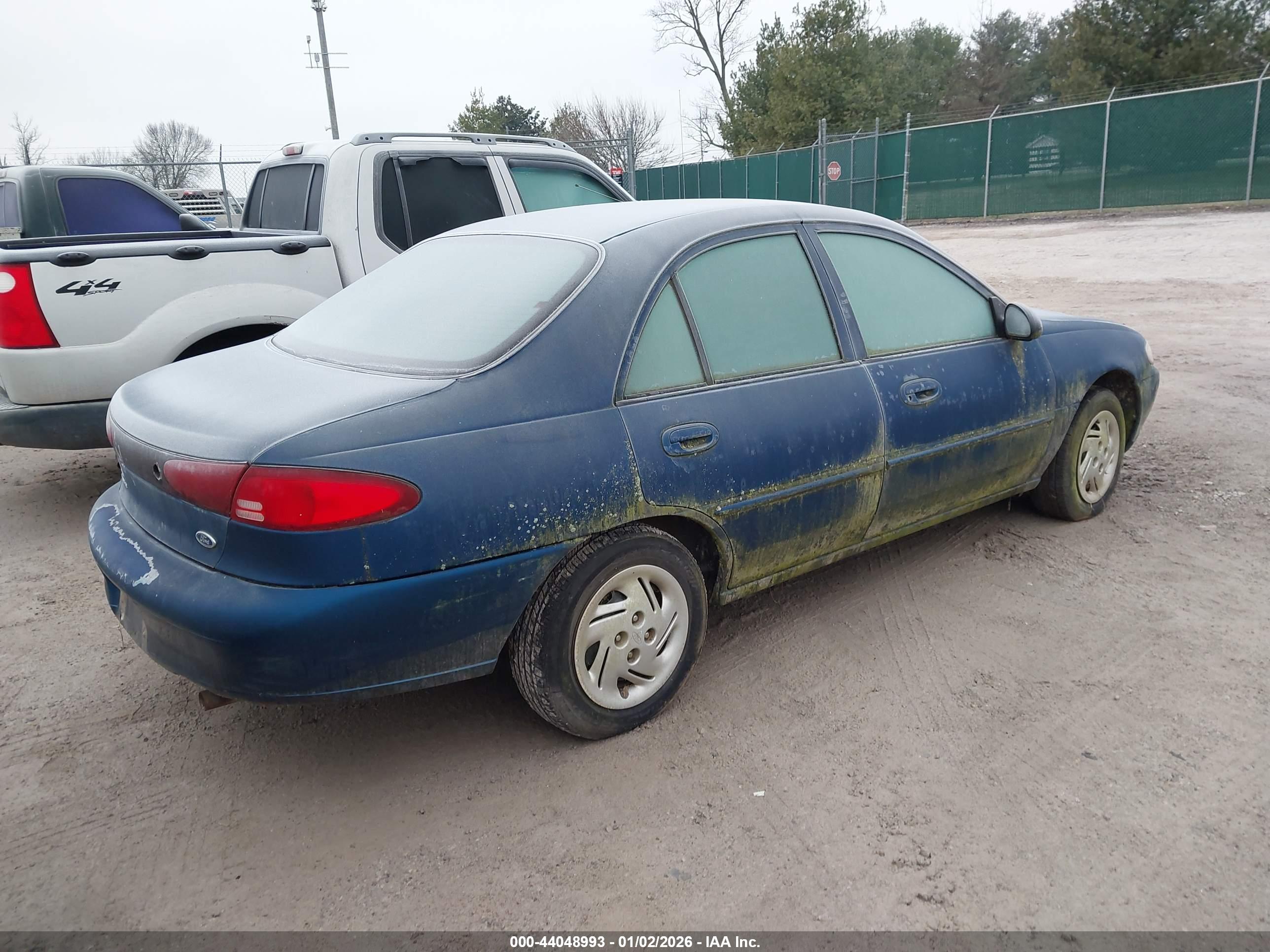 FORD ESCORT image 4
