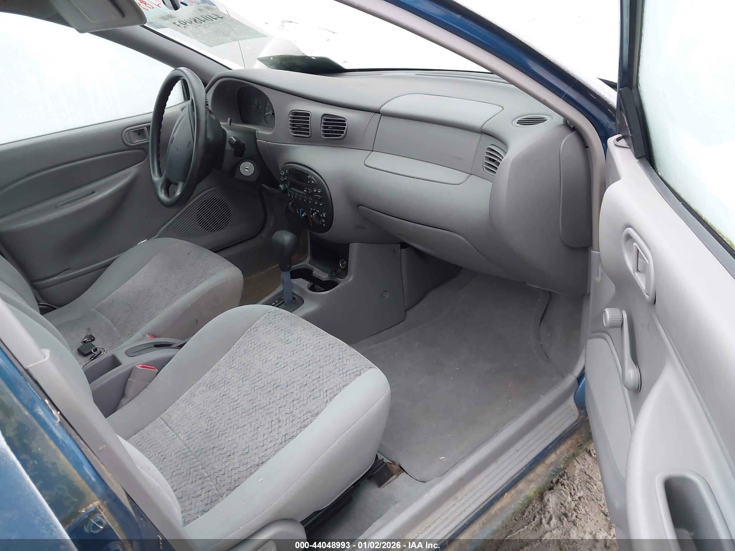 FORD ESCORT image 5
