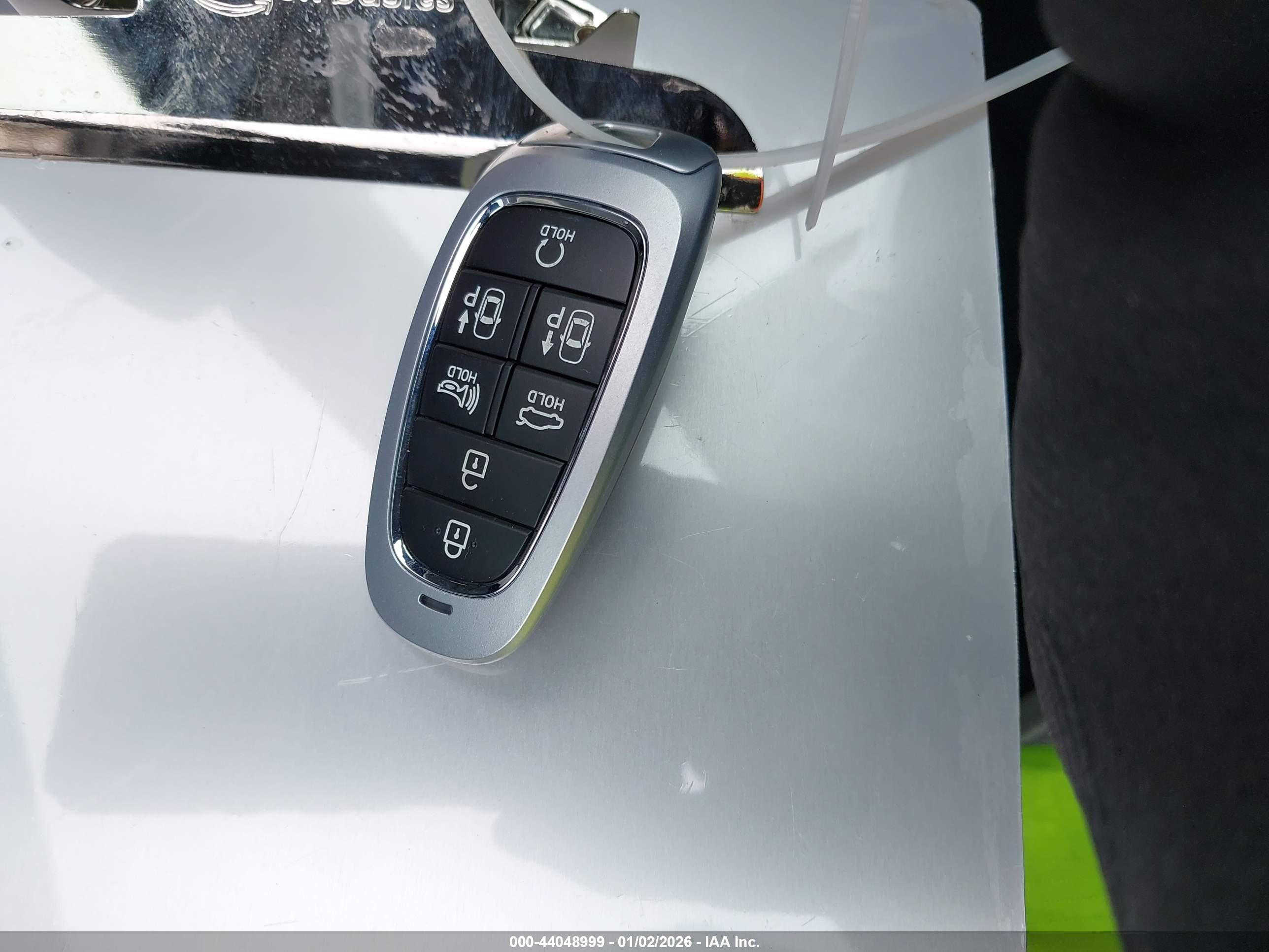 HYUNDAI SONATA image 11