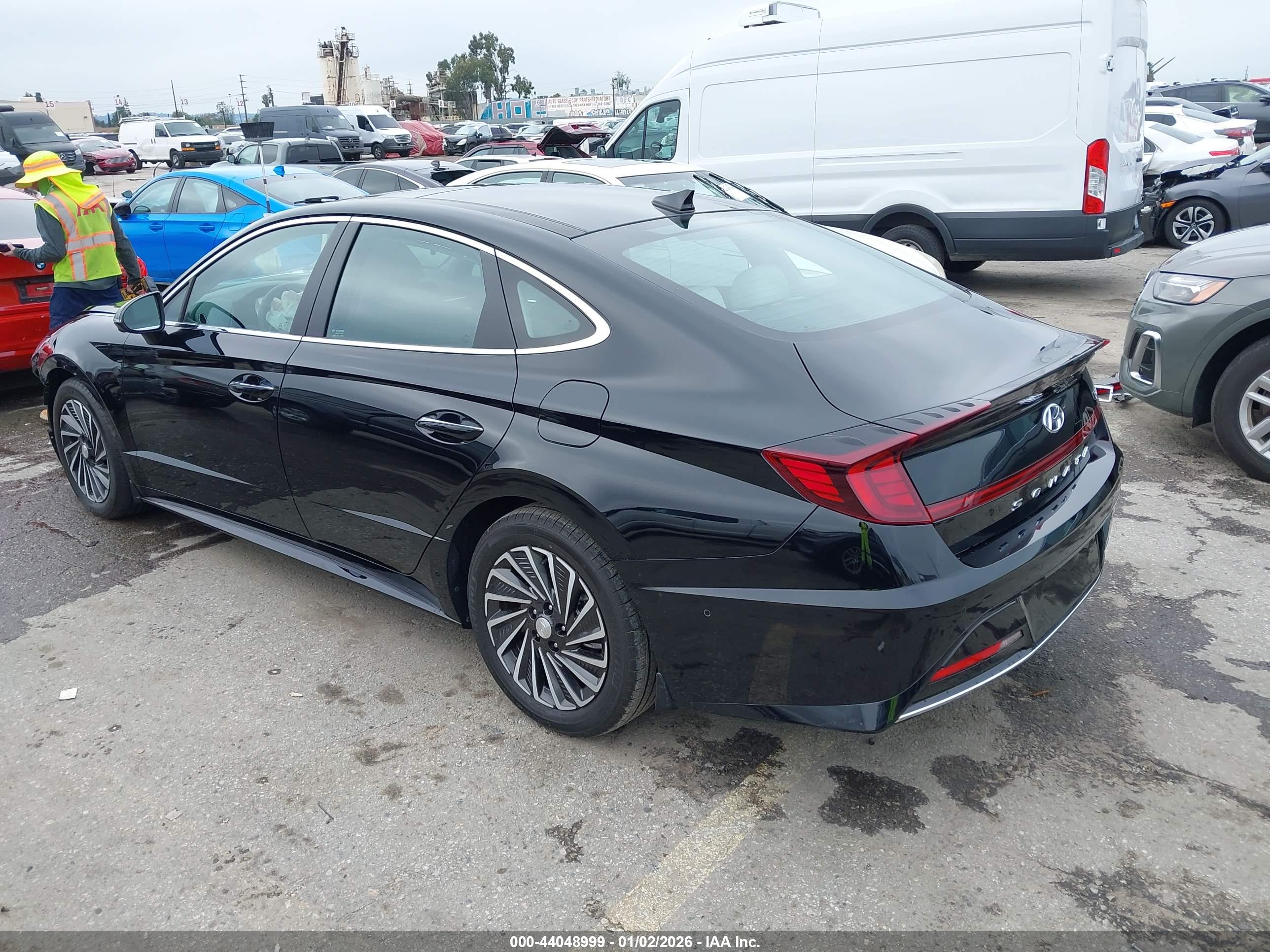 HYUNDAI SONATA image 3