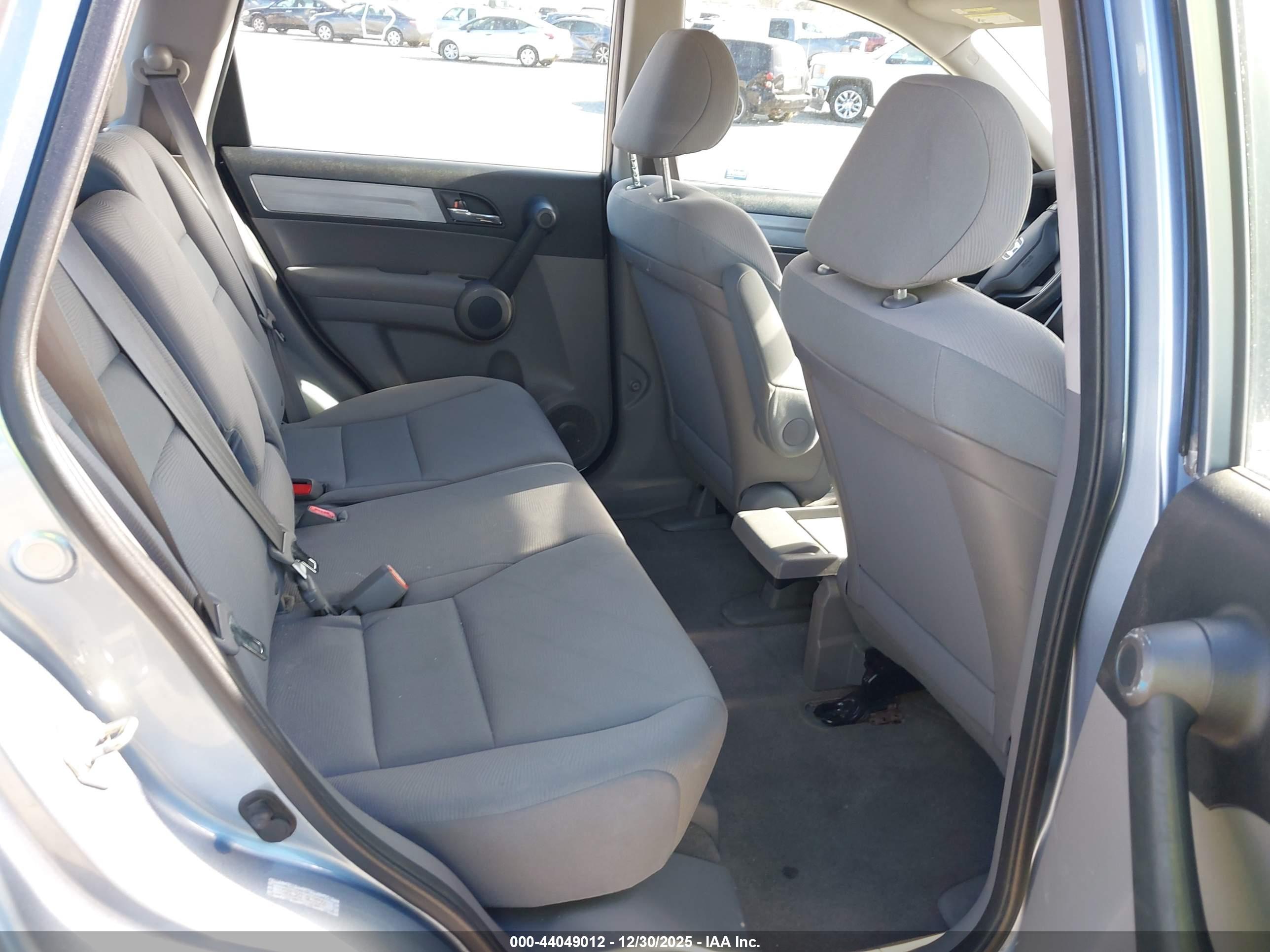 HONDA CR-V image 8