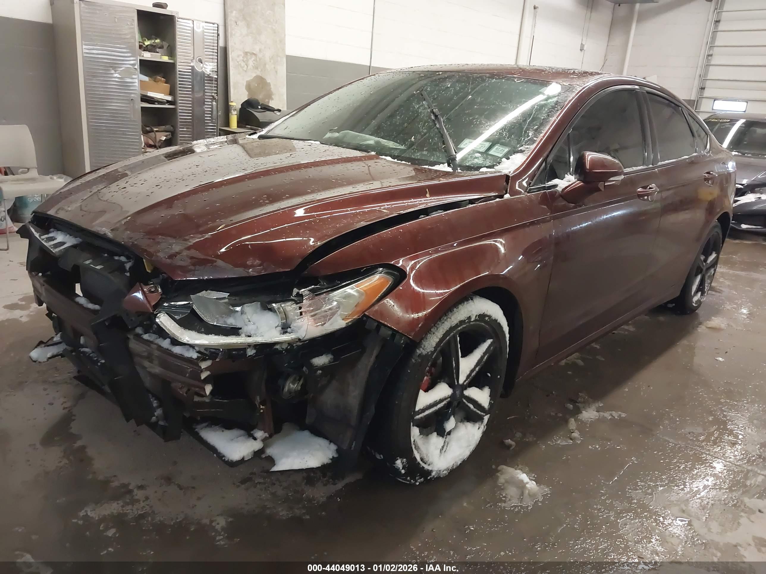 FORD FUSION image 2