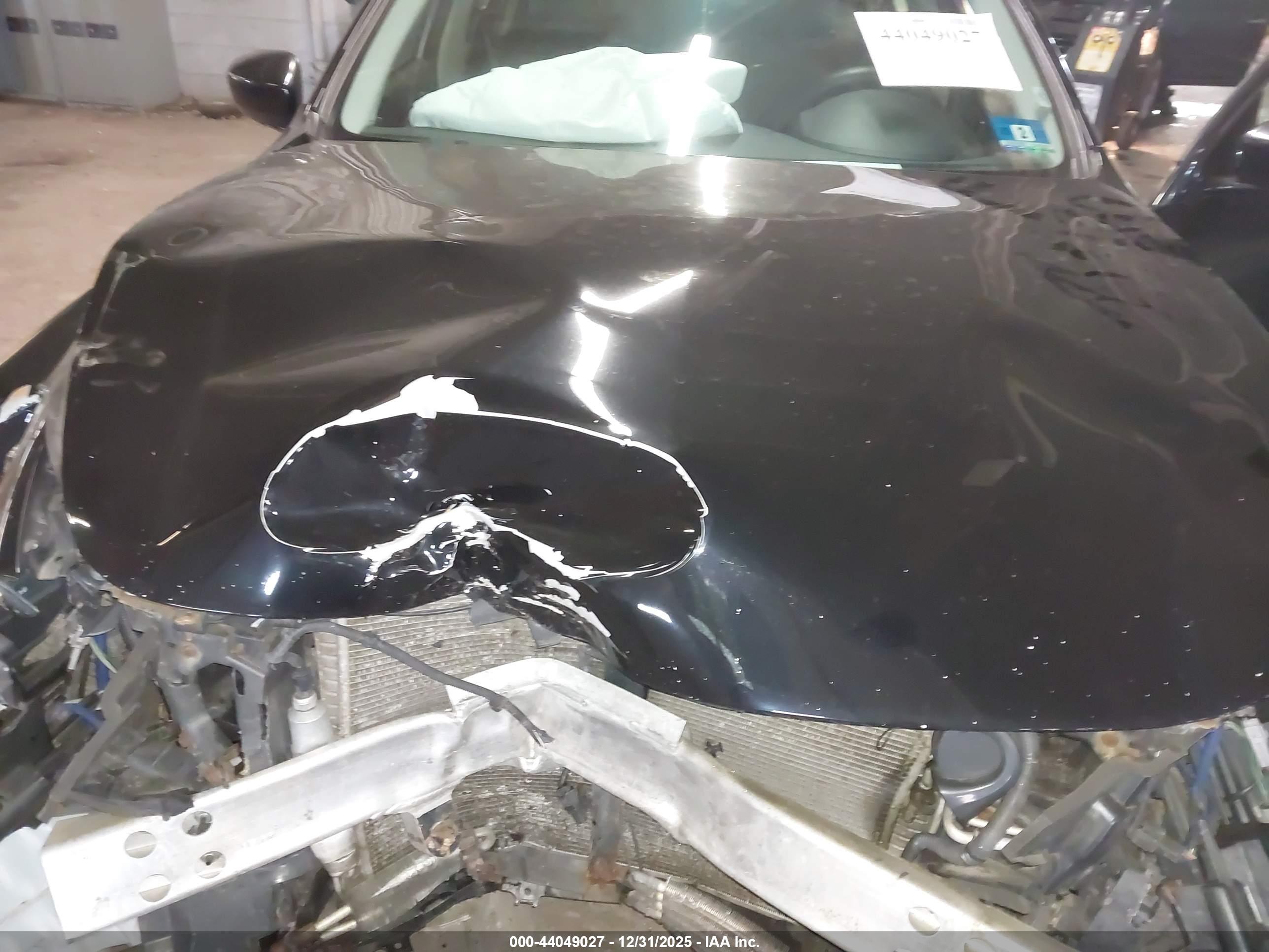 INFINITI Q40 image 10