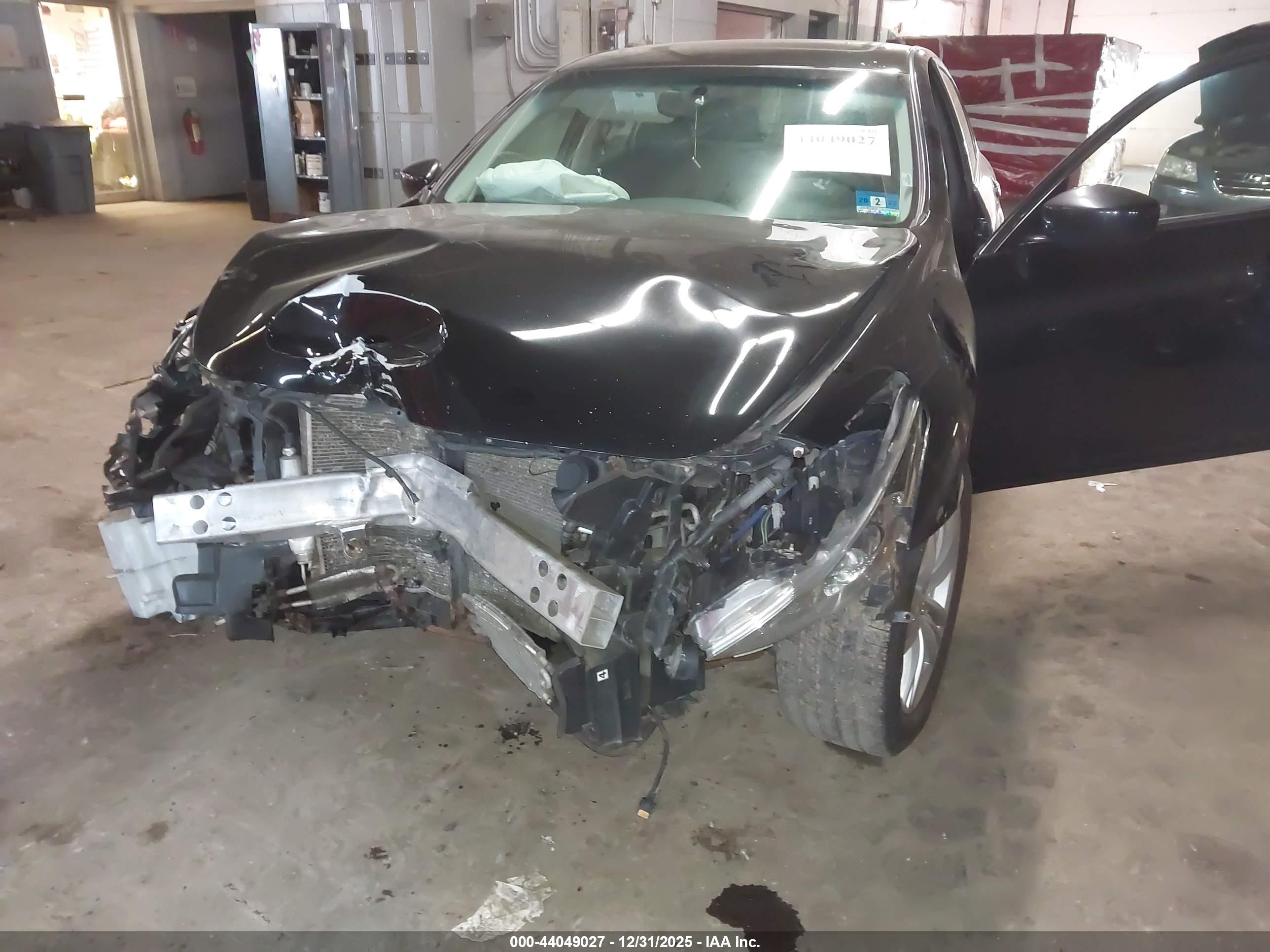 INFINITI Q40 image 6