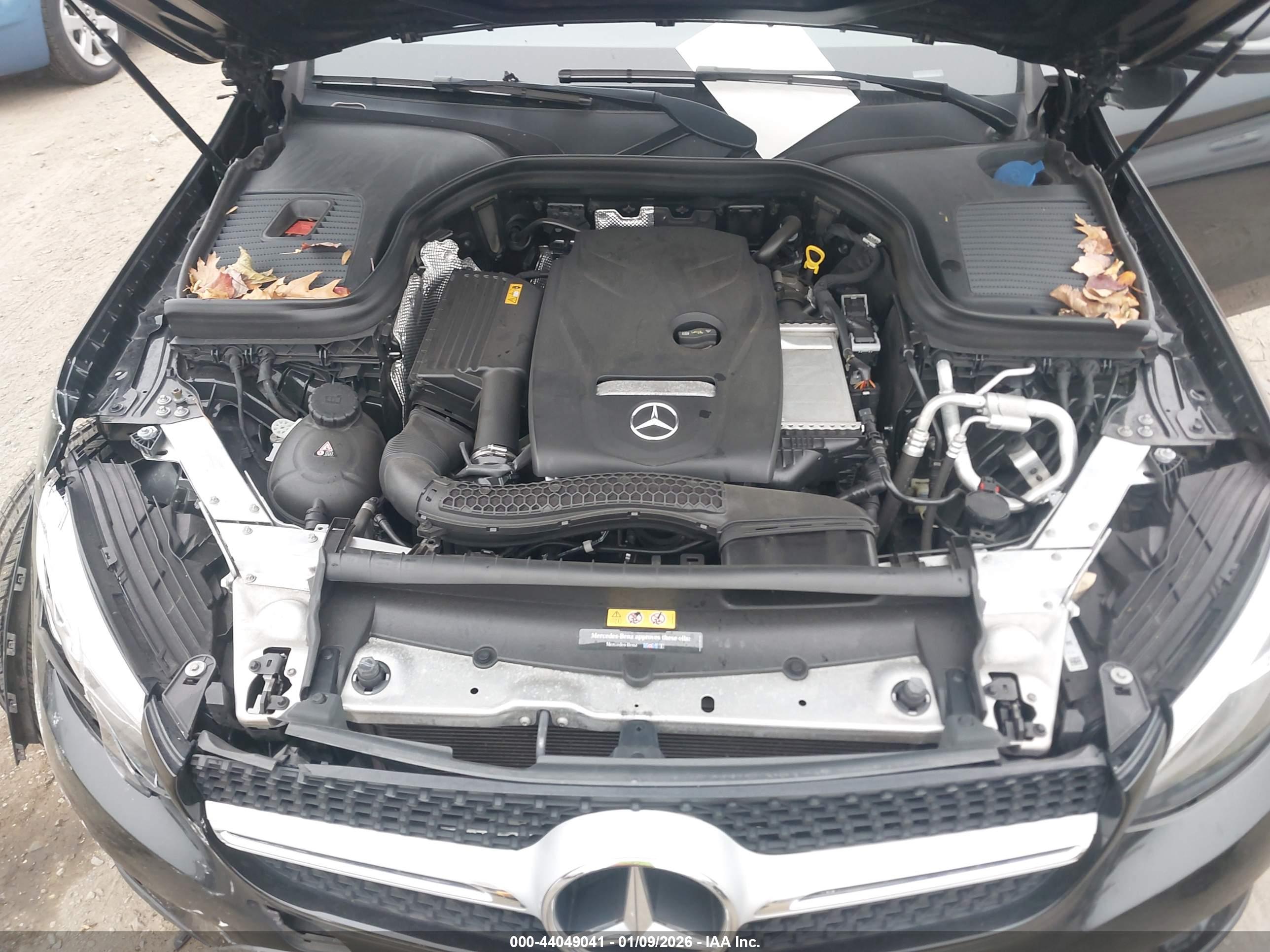MERCEDES-BENZ GLC image 10