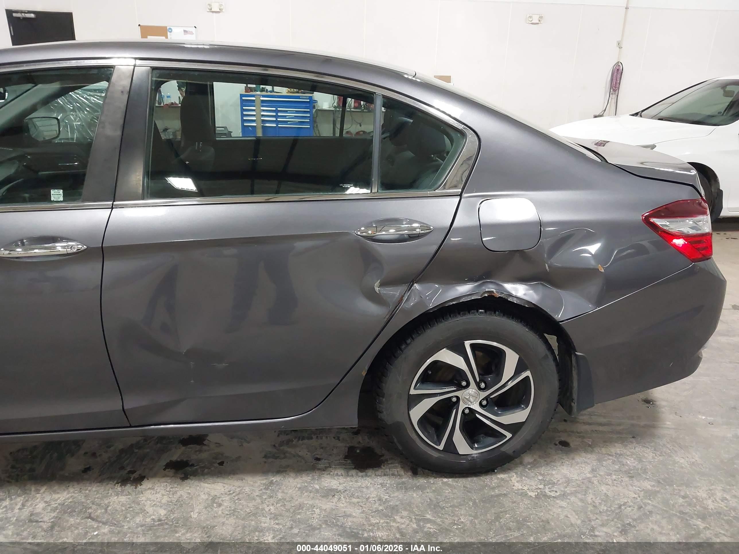 HONDA ACCORD image 6