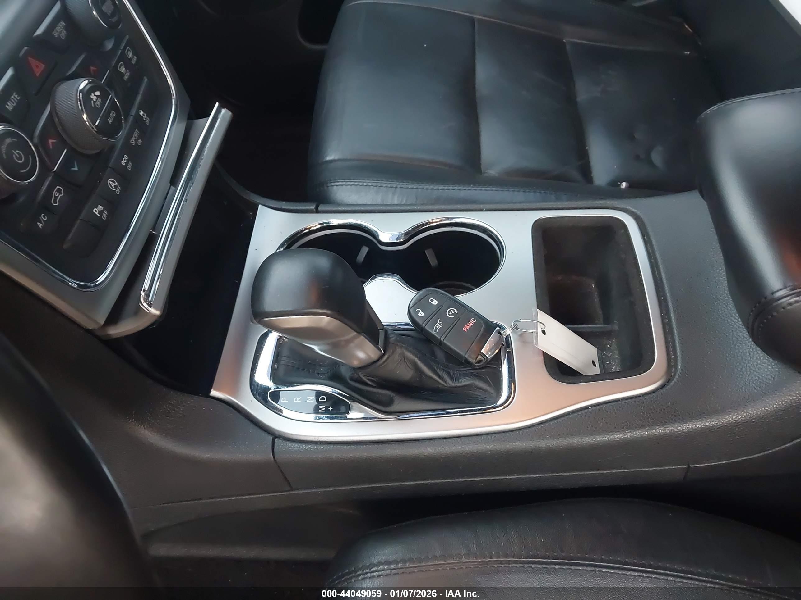JEEP GRAND image 11
