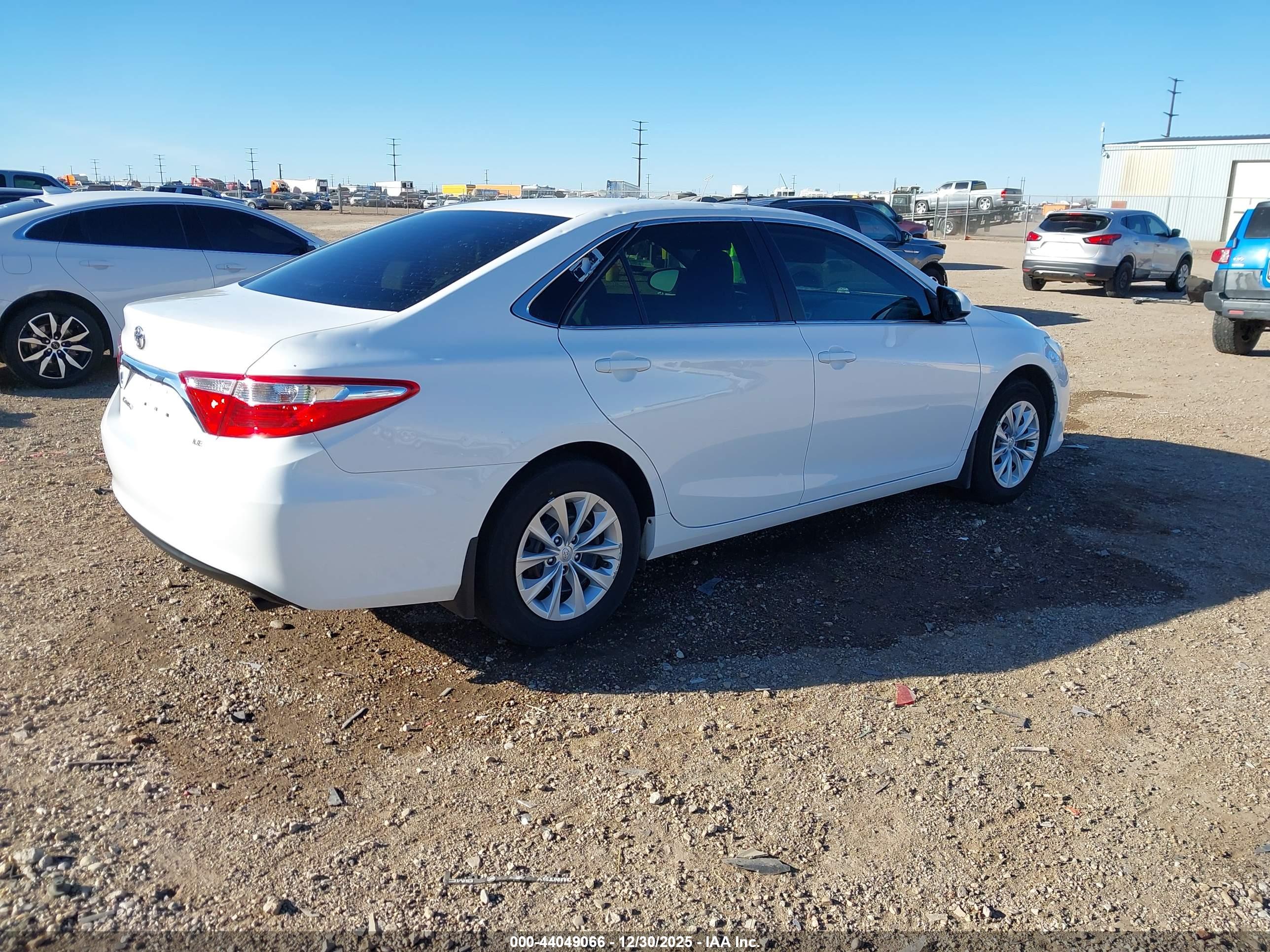 TOYOTA CAMRY image 4