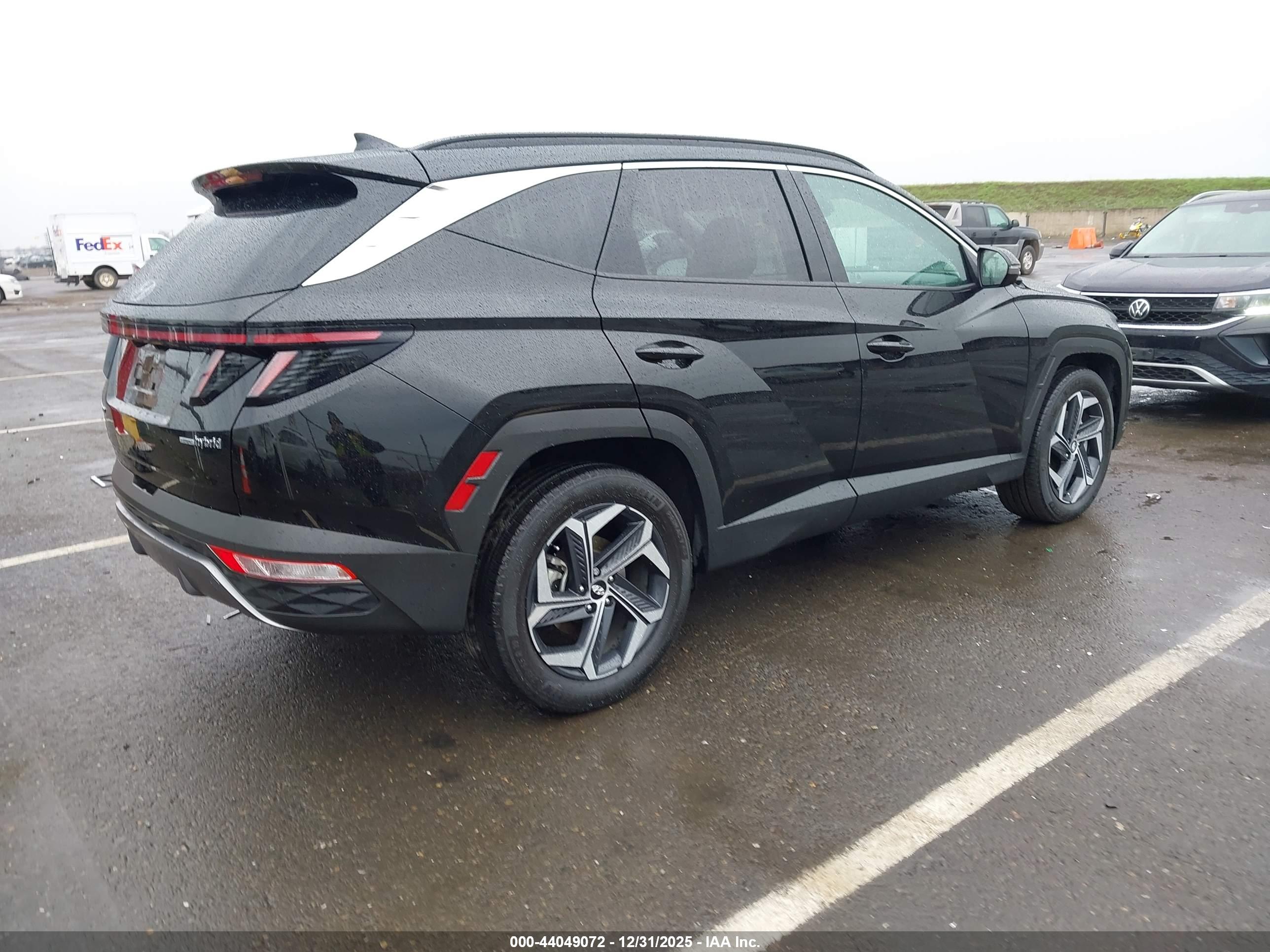 HYUNDAI TUCSON image 4