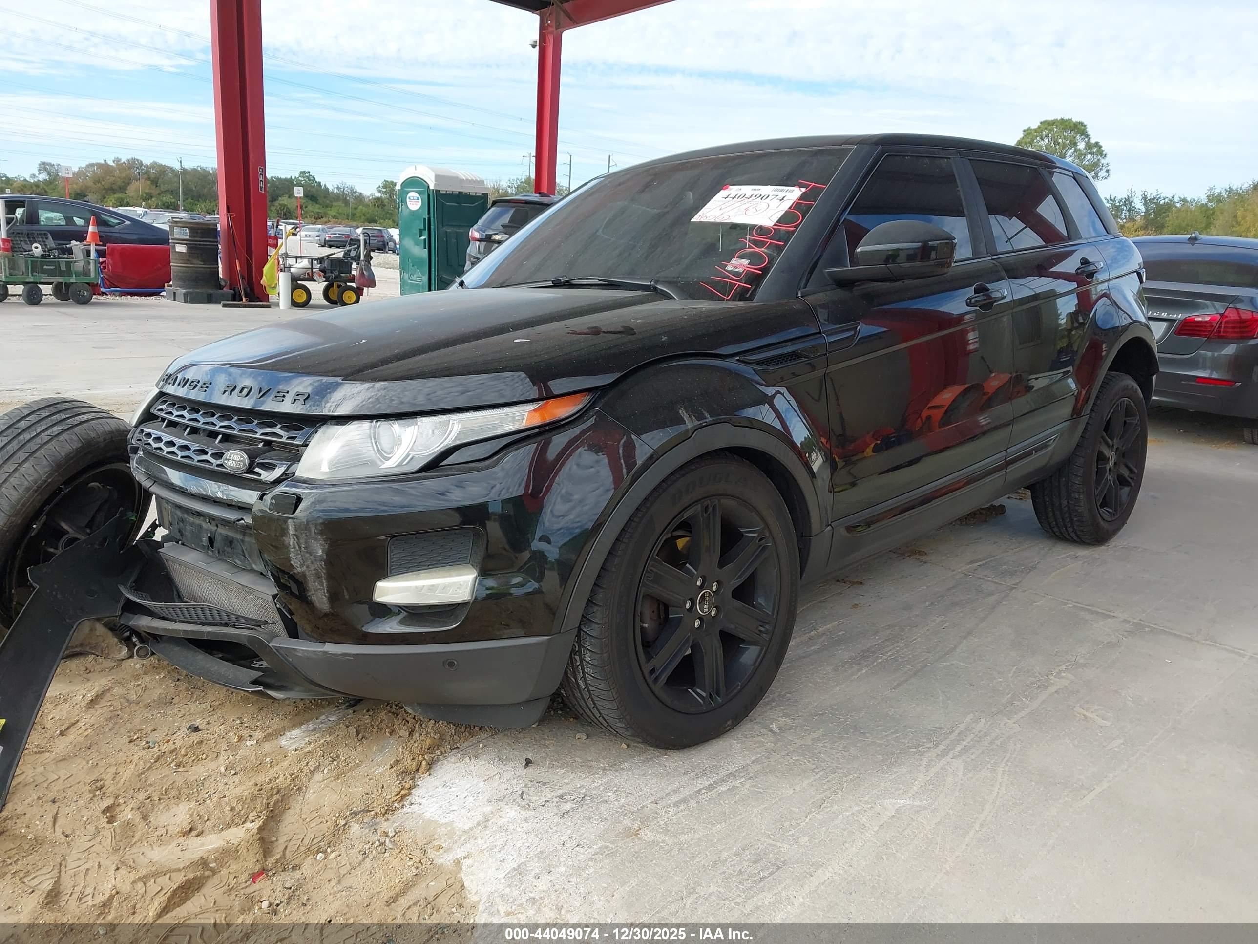LAND ROVER image 2