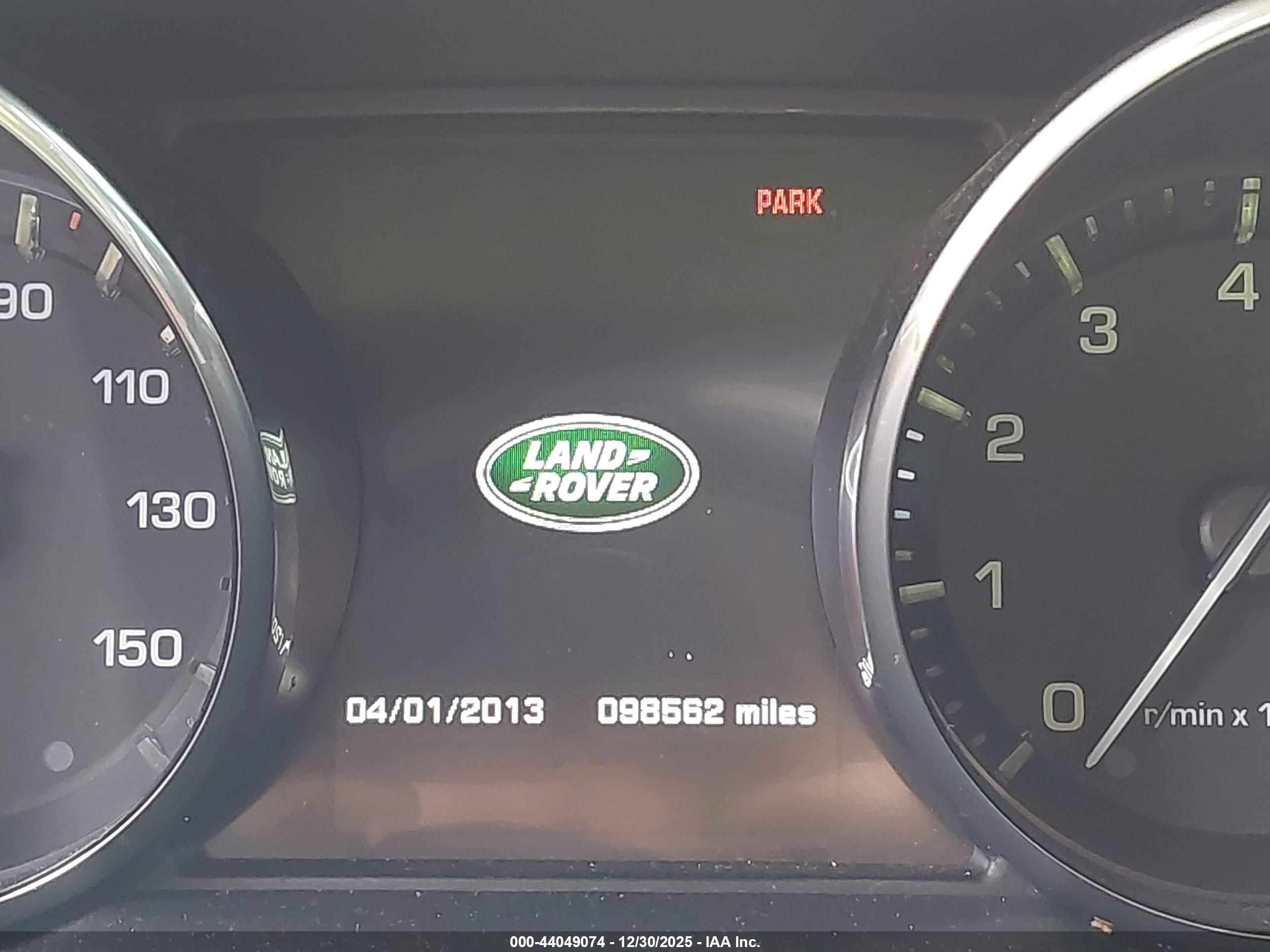 LAND ROVER image 7