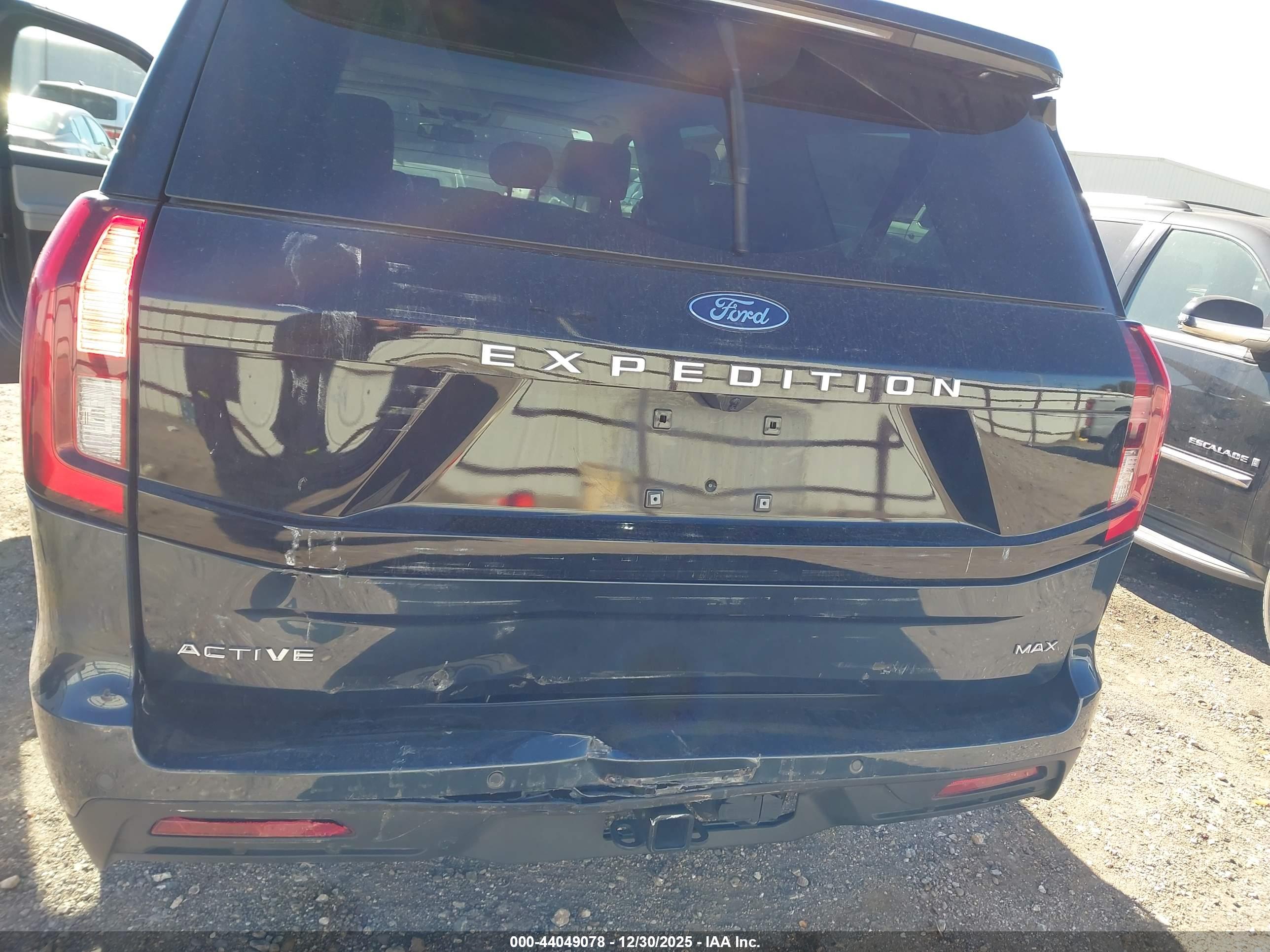 FORD EXPEDITION image 6