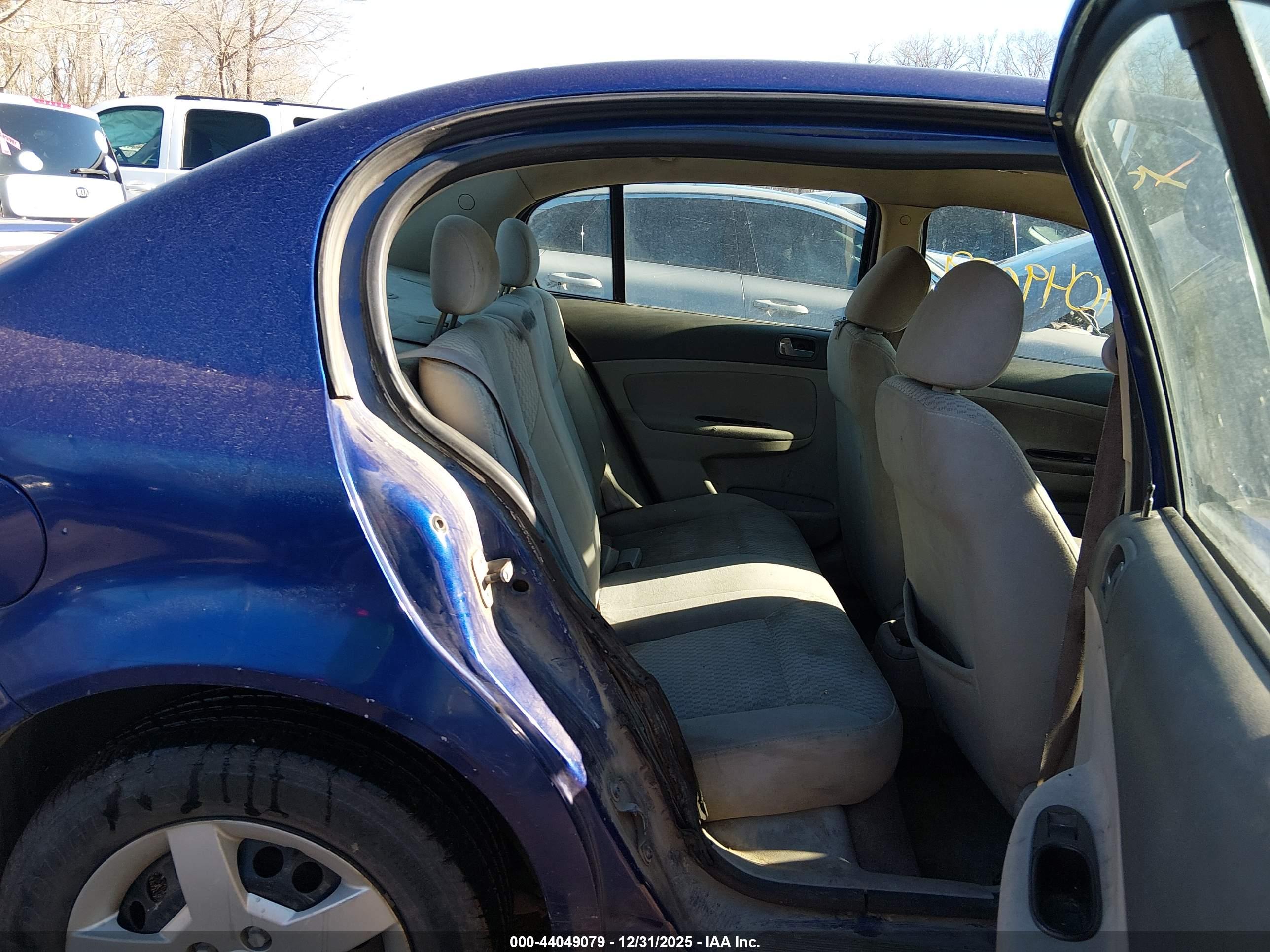 CHEVROLET COBALT image 8